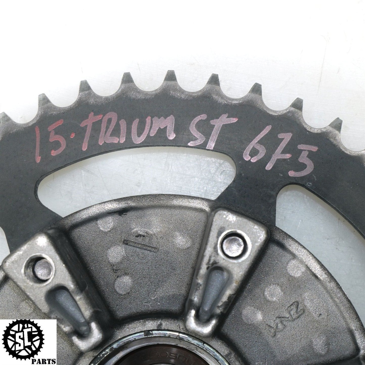 2015 TRIUMPH STREET TRIPLE 675 REAR WHEEL HUB SPROCKET 47T T22