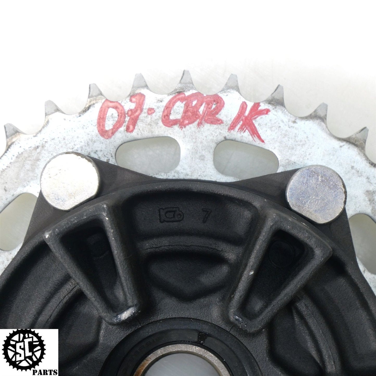 2007 HONDA CBR1000RR REAR WHEEL HUB BEARING SPROCKET 42T H10