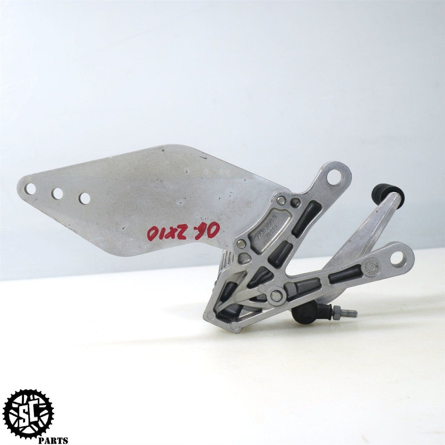 2006 2007 KAWASAKI ZX10R LEFT REARSET FOOT PEG SHIFTER PEDAL K17