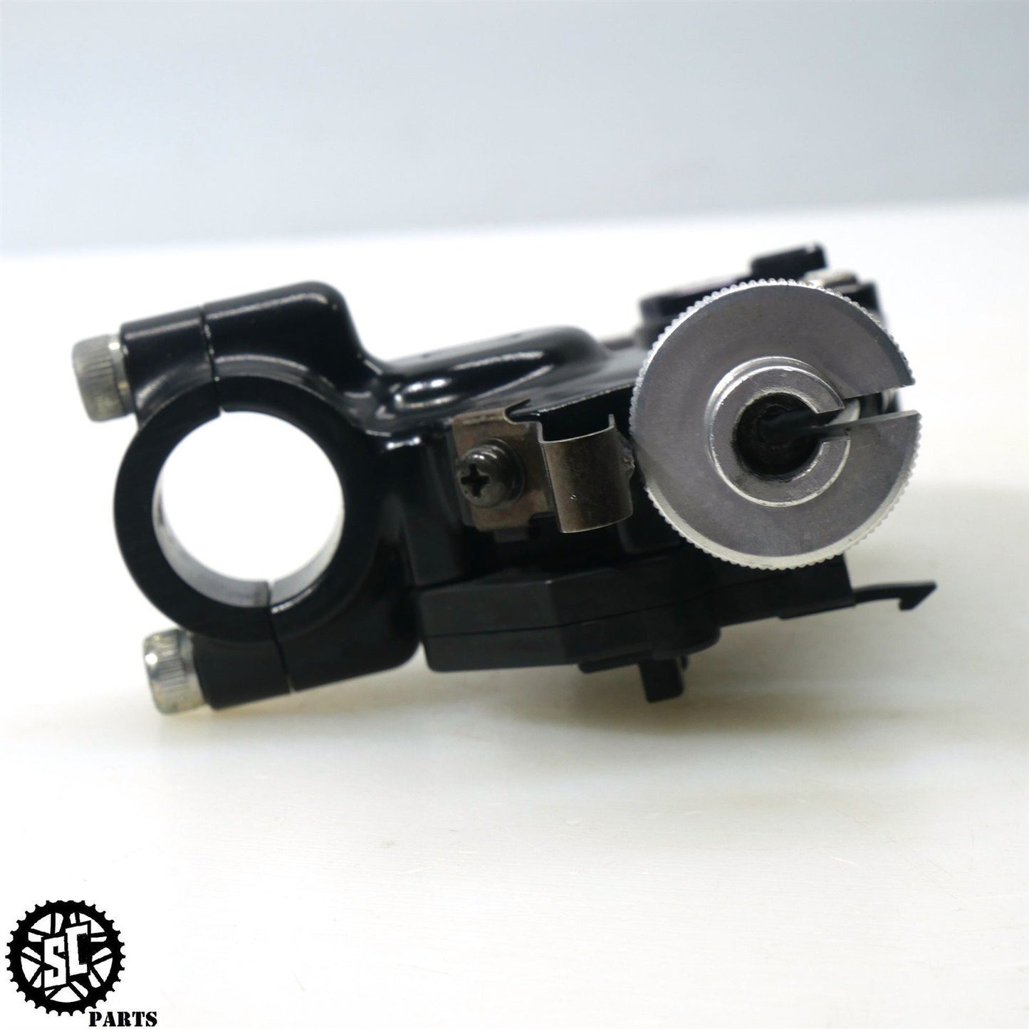 2007 KAWASAKI NINJA ZX10R CLUTCH PERCH CABLE BRACKET K50