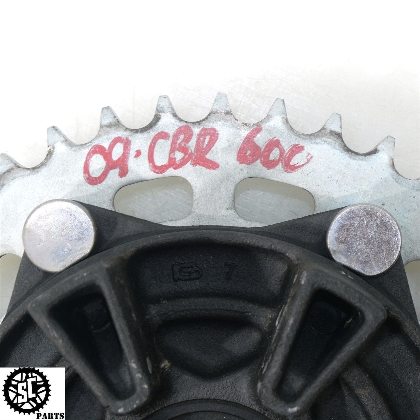 2009 HONDA CBR 600RR REAR WHEEL HUB 42T H33