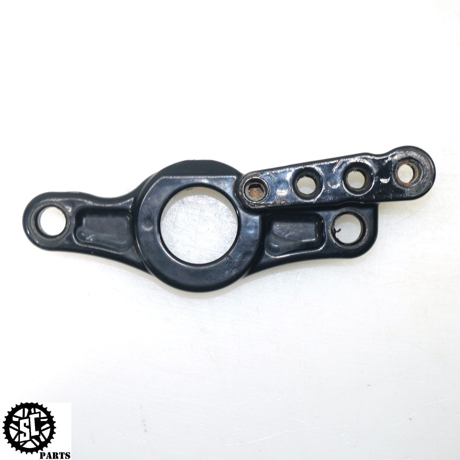 2013 HARLEY DAVIDSON ROAD KING CVO LEFT ENGINE SWINGARM MOUNT BRACKET