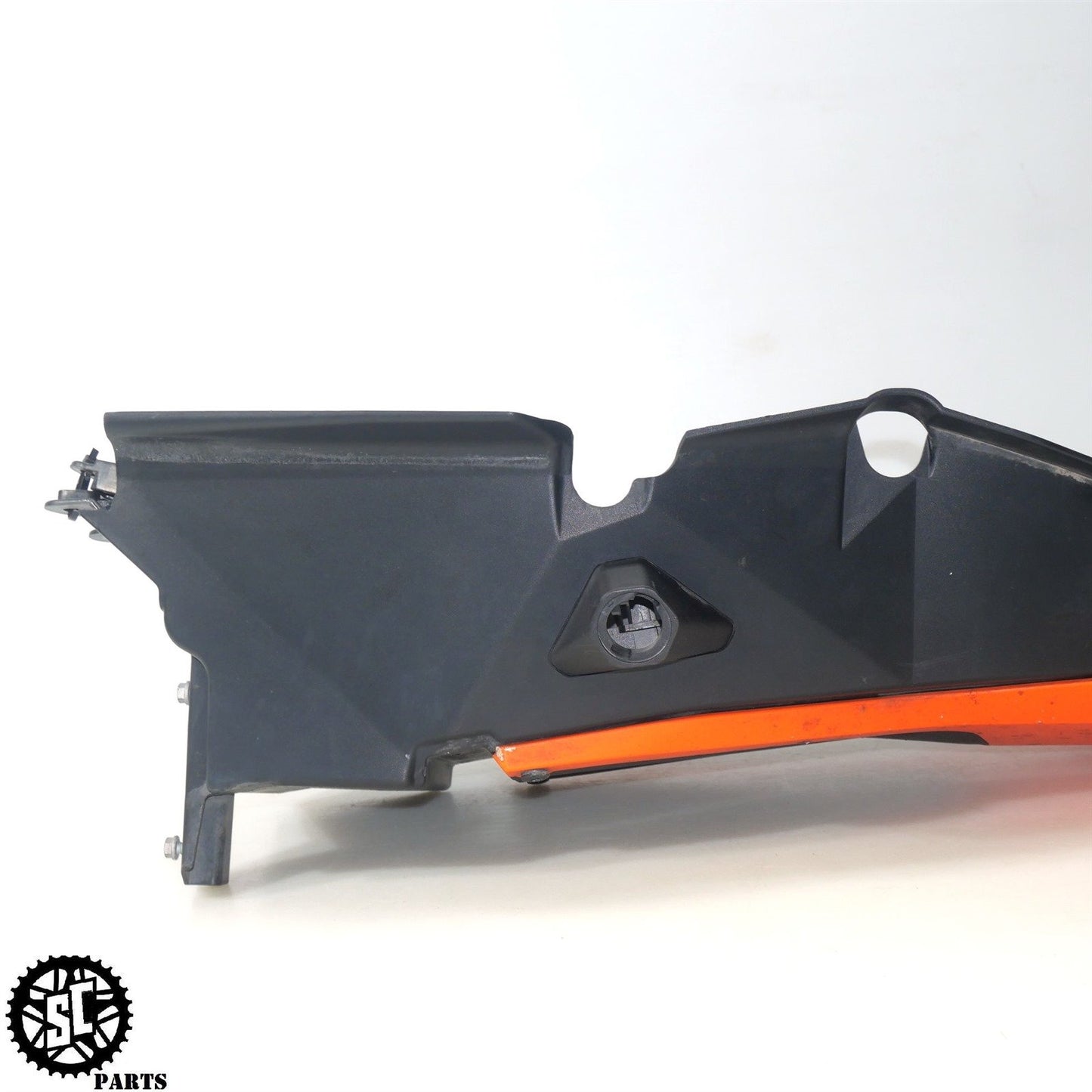 2017 KTM 1290 SUPER DUKE GT BATTERY TRAY UNDER FAIRING M05