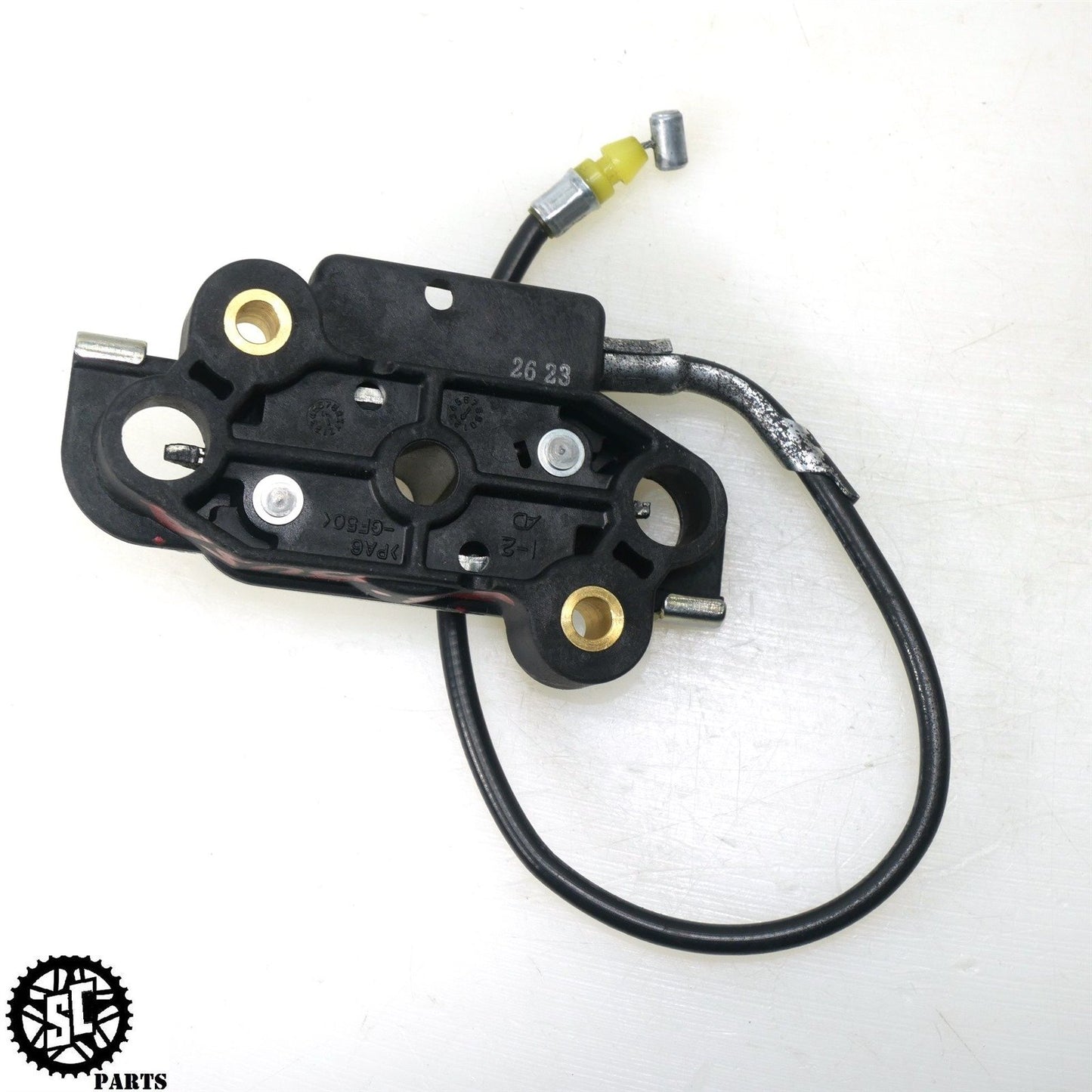 22 23 SUZUKI HAYABUSA SEAT LATCH CABLE S75