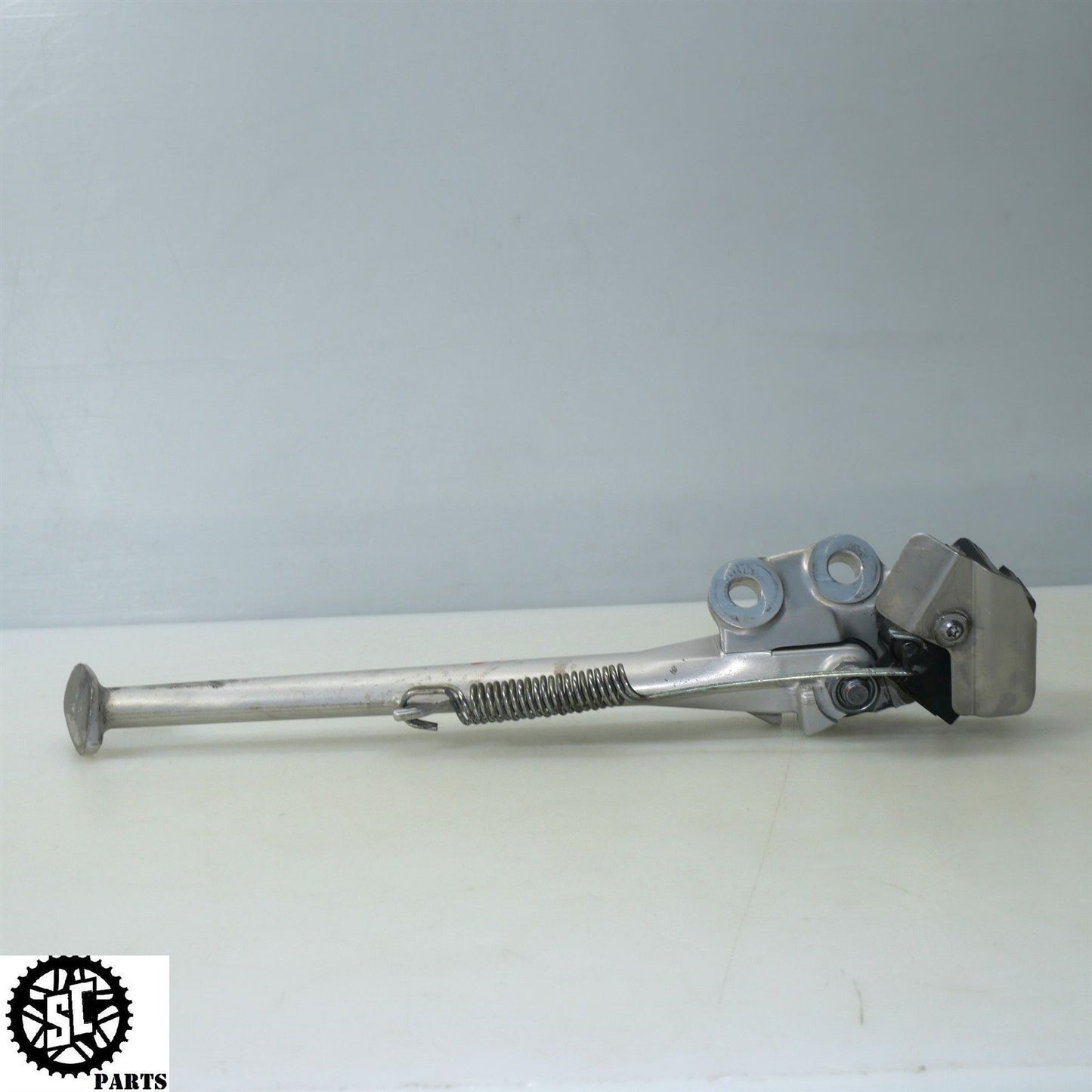 20-22 TRIUMPH STREET TRIPLE R 765 KICKSTAND T28