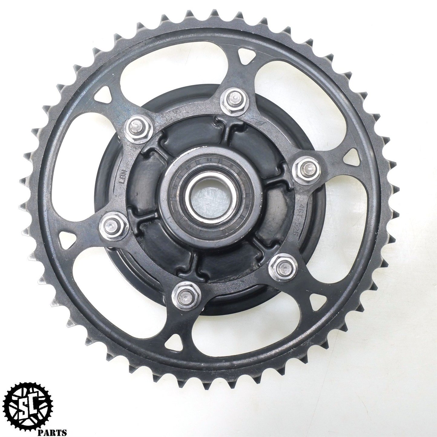 20-22 TRIUMPH STREET TRIPLE R 765 REAR WHEEL DRIVE HUB T28