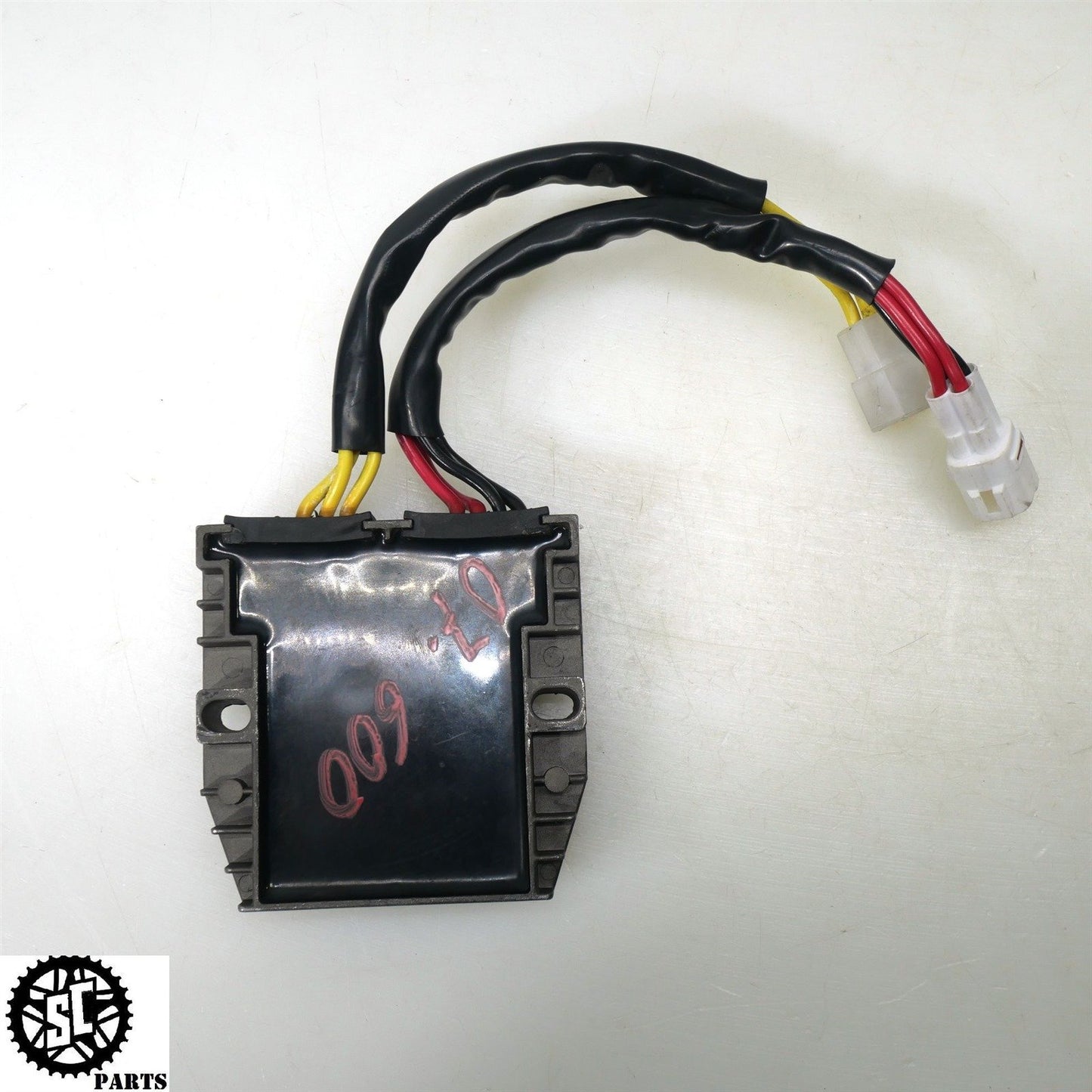 06 07 SUZUKI GSXR 600 750 VOLTRAGE REGULATOR RECTIFIER S47