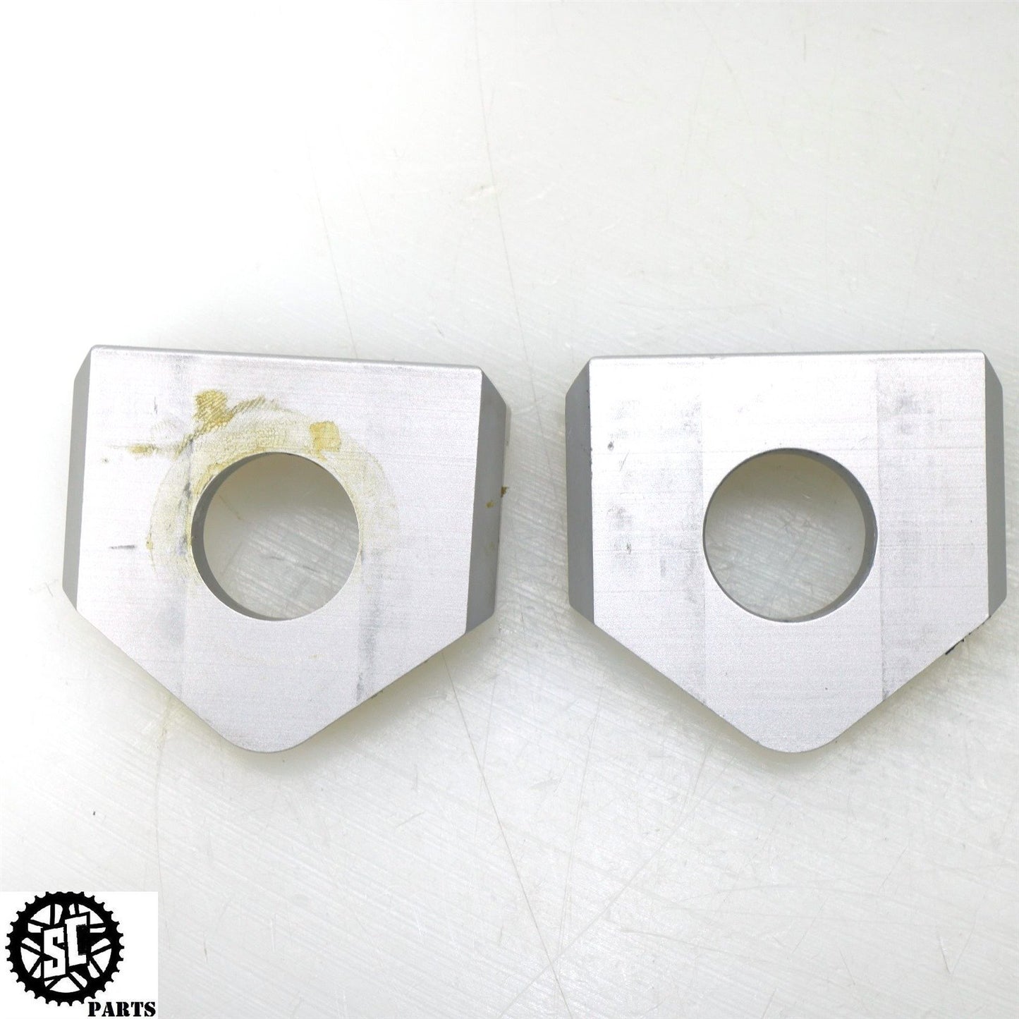 13-18 BMW F700 GS CHAIN ADJUSTER REAR AXLE BLOCKS B34