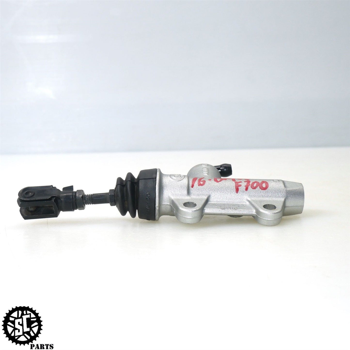 13-18 BMW F700 GS REAR BRAKE MASTER CYLINDER B34