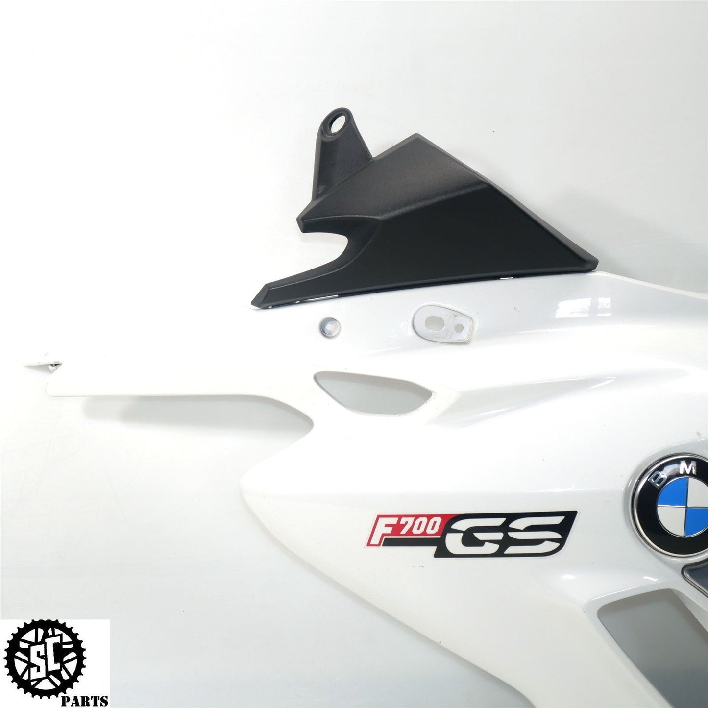13-18 BMW F700 GS LEFT SIDE FAIRING 46638546386 B34