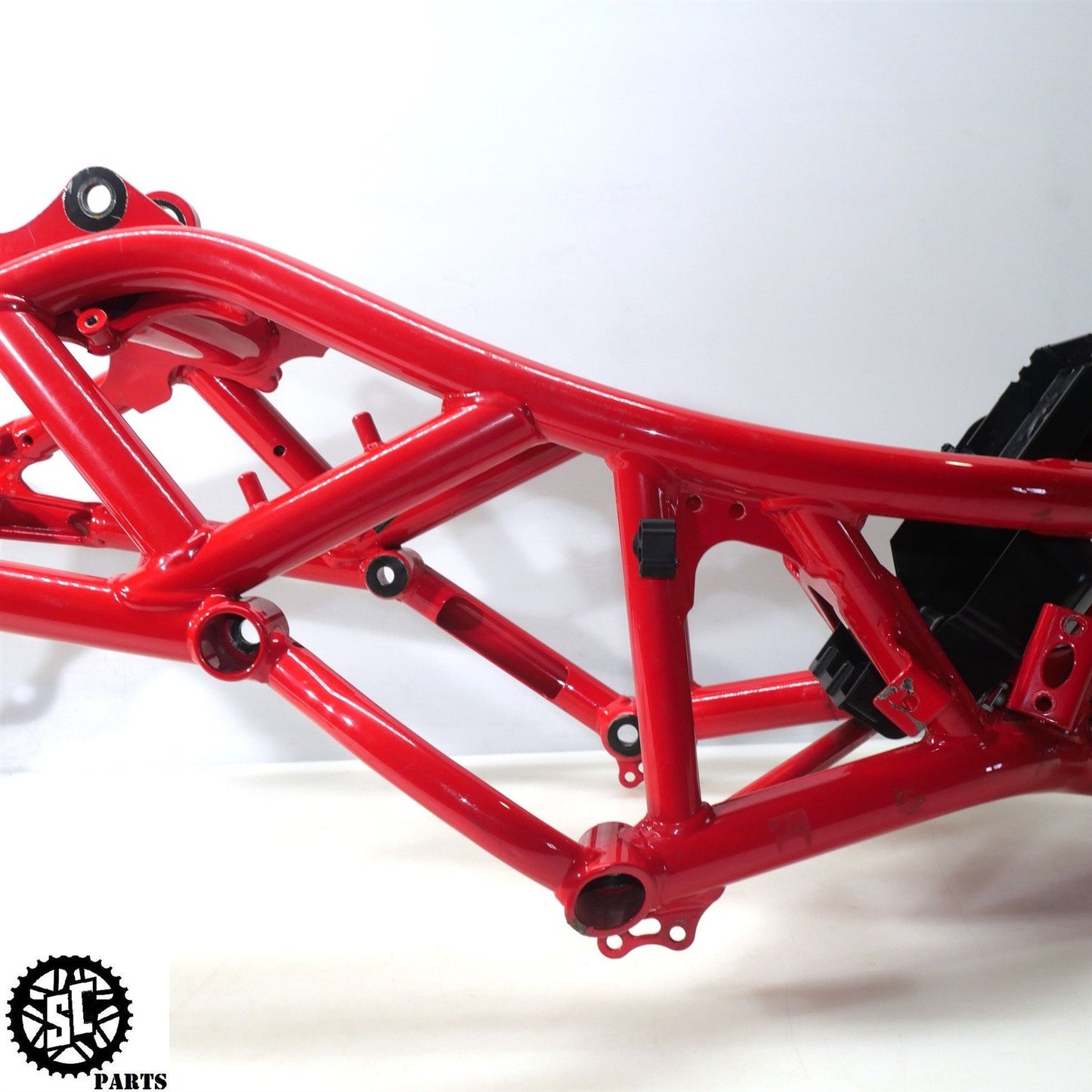 13-18 BMW F700 GS FRAME CHASSIS *S* B34