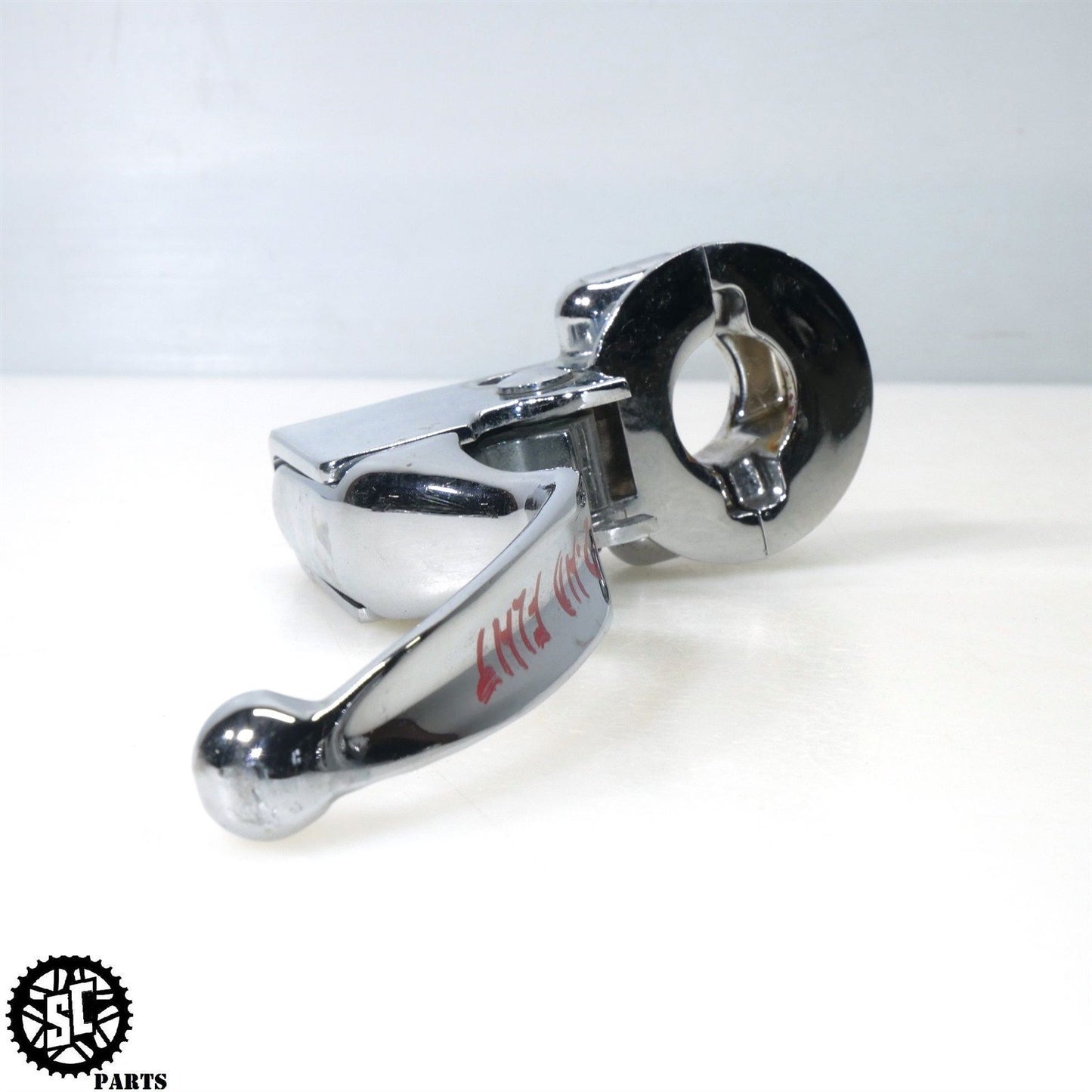 09-21 HARLEY DAVIDSON ELECTRA GLIDE FRONT BRAKE MASTER CYLINDER CHROME H46