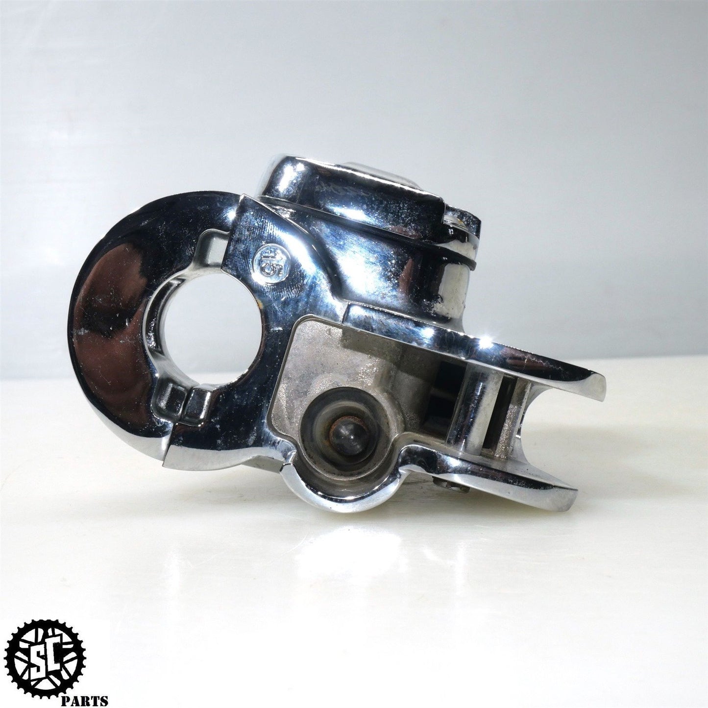 09-21 HARLEY DAVIDSON ELECTRA GLIDE FRONT BRAKE MASTER CYLINDER CHROME H46