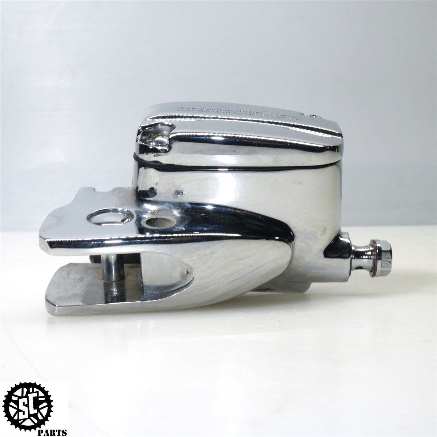 09-21 HARLEY DAVIDSON ELECTRA GLIDE FRONT BRAKE MASTER CYLINDER CHROME H46