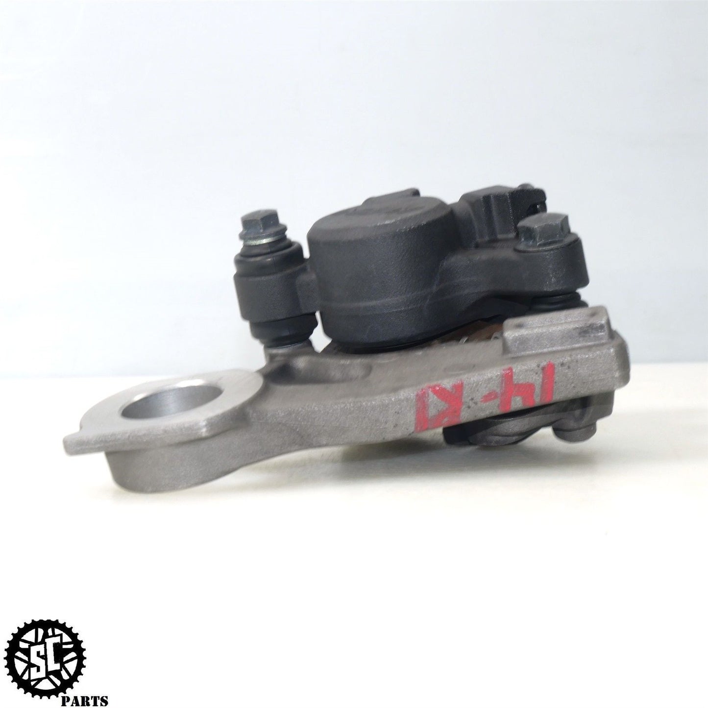 09-14 YAMAHA YZF R1 REAR BRAKE CALIPER Y08