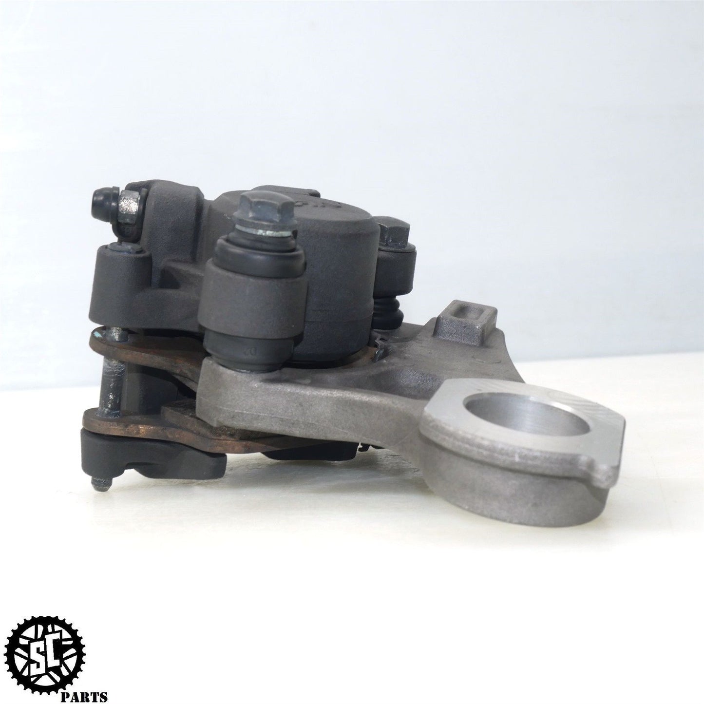 09-14 YAMAHA YZF R1 REAR BRAKE CALIPER Y08