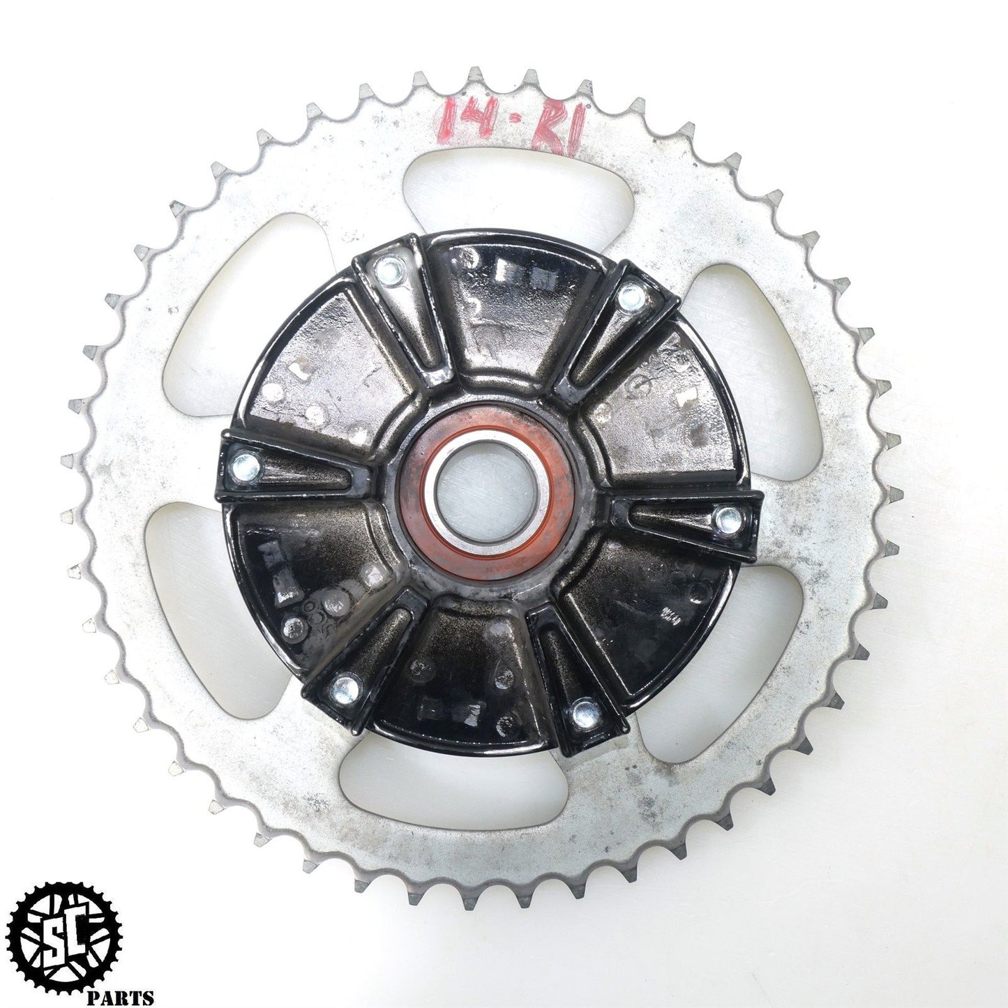 09-14 YAMAHA YZF R1 REAR WHEEL HUB Y08
