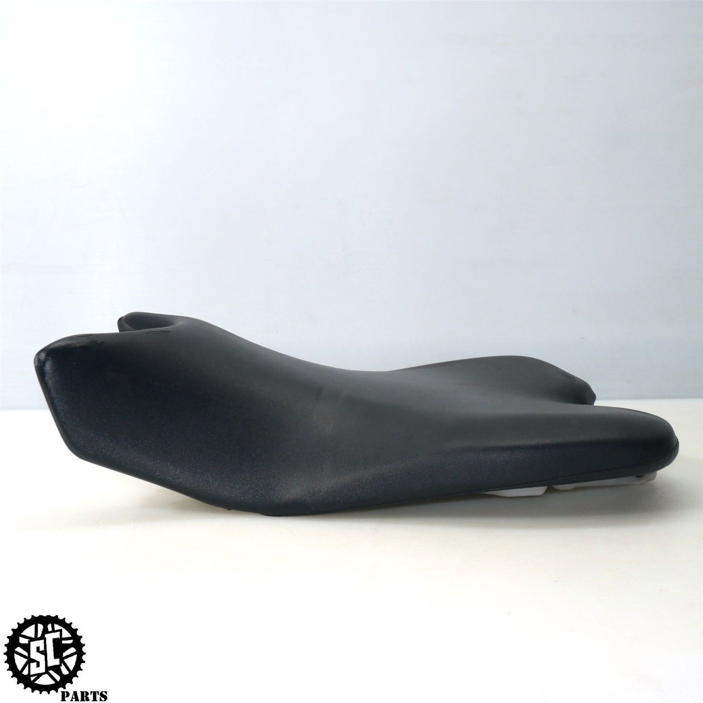 09-14 YAMAHA YZF R1 FRONT SEAT Y08