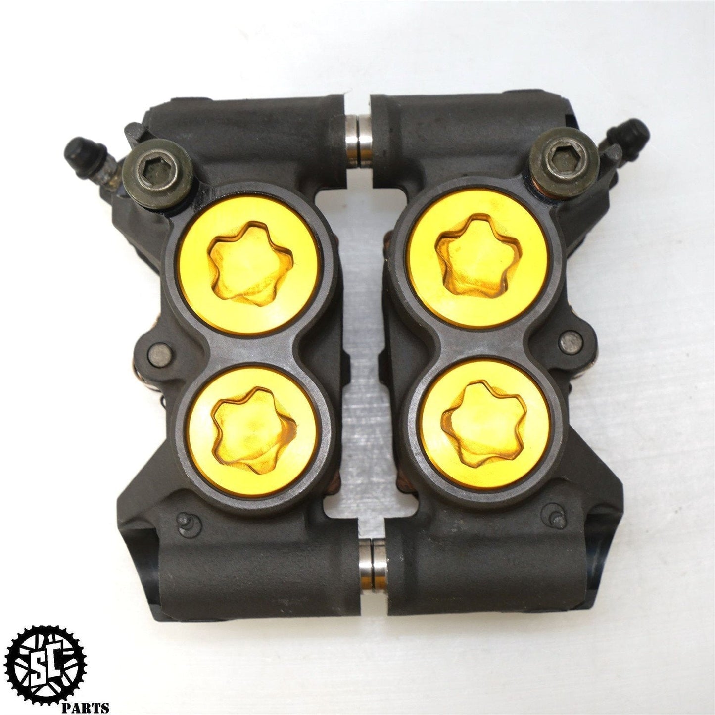 2004-2006 YAMAHA YZF R1 FRONT BRAKE CALIPERS Y28