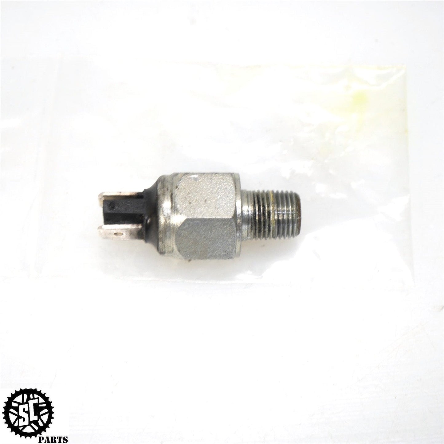 2008 HARLEY DAVIDSON SOFTAIL REAR BRAKE LIGHT PRESSURE SWITCH SENSOR HD57