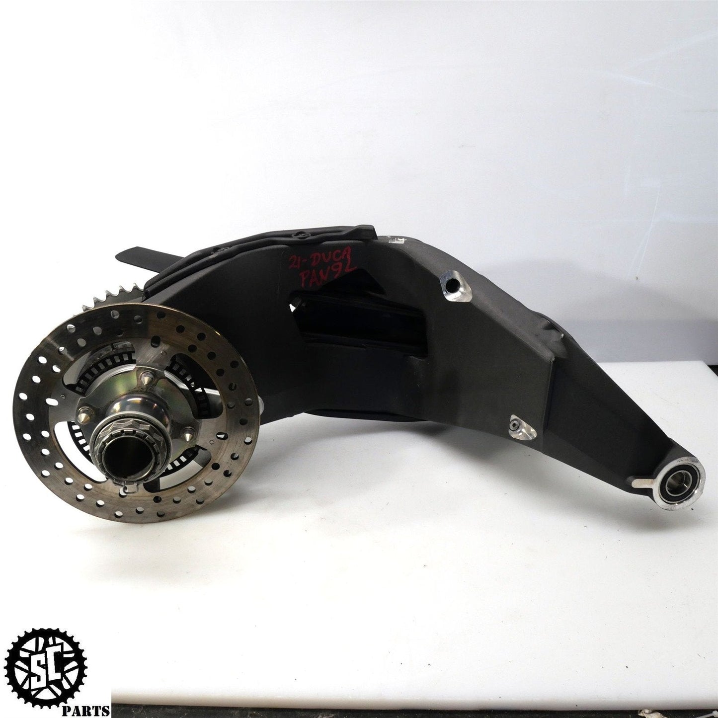 2020-2022 DUCATI PANIGALE V2 COMPLETE SWINGARM D05