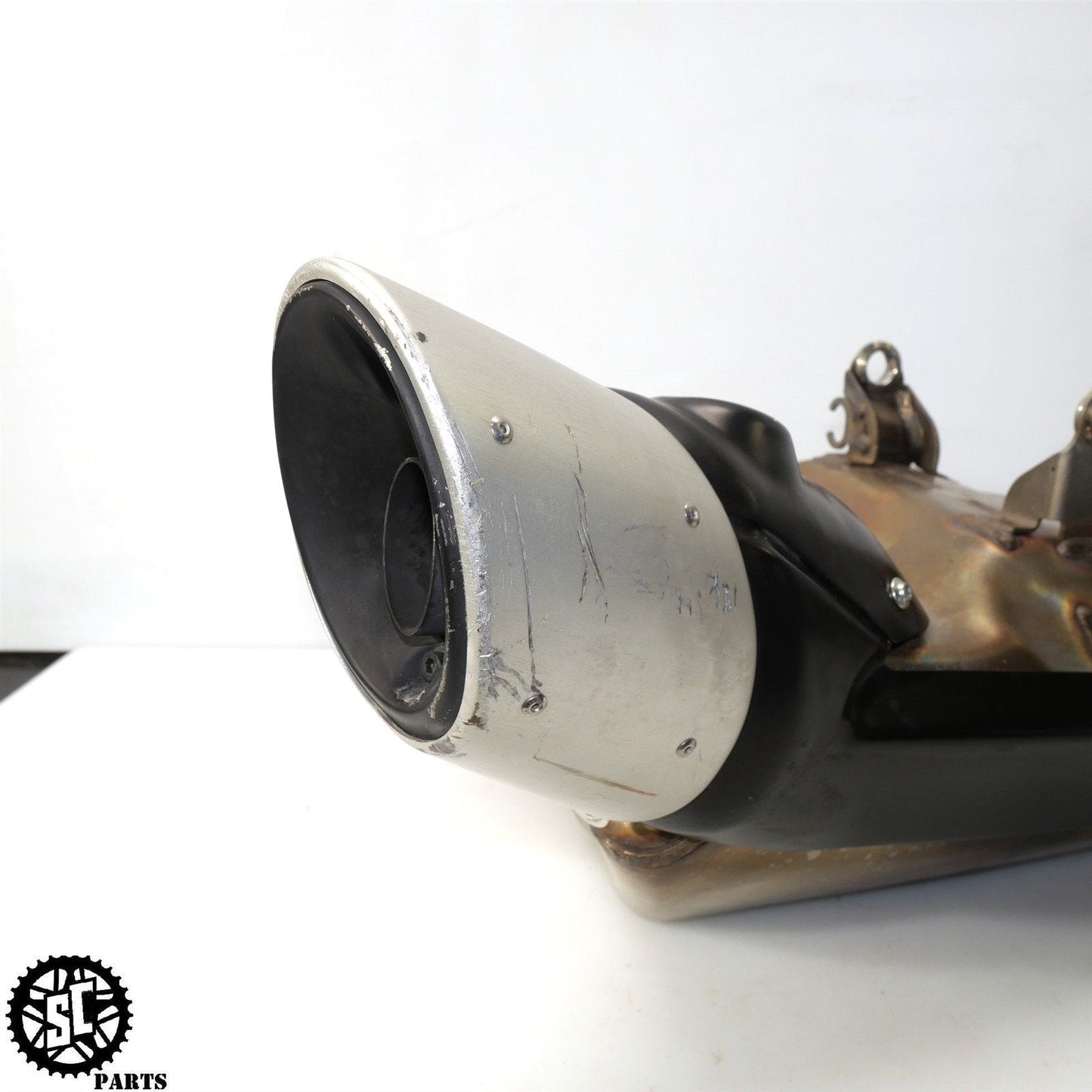 2020-2022 DUCATI PANIGALE V2 SLIP ON EXHAUST MUFFLER PIPE D05