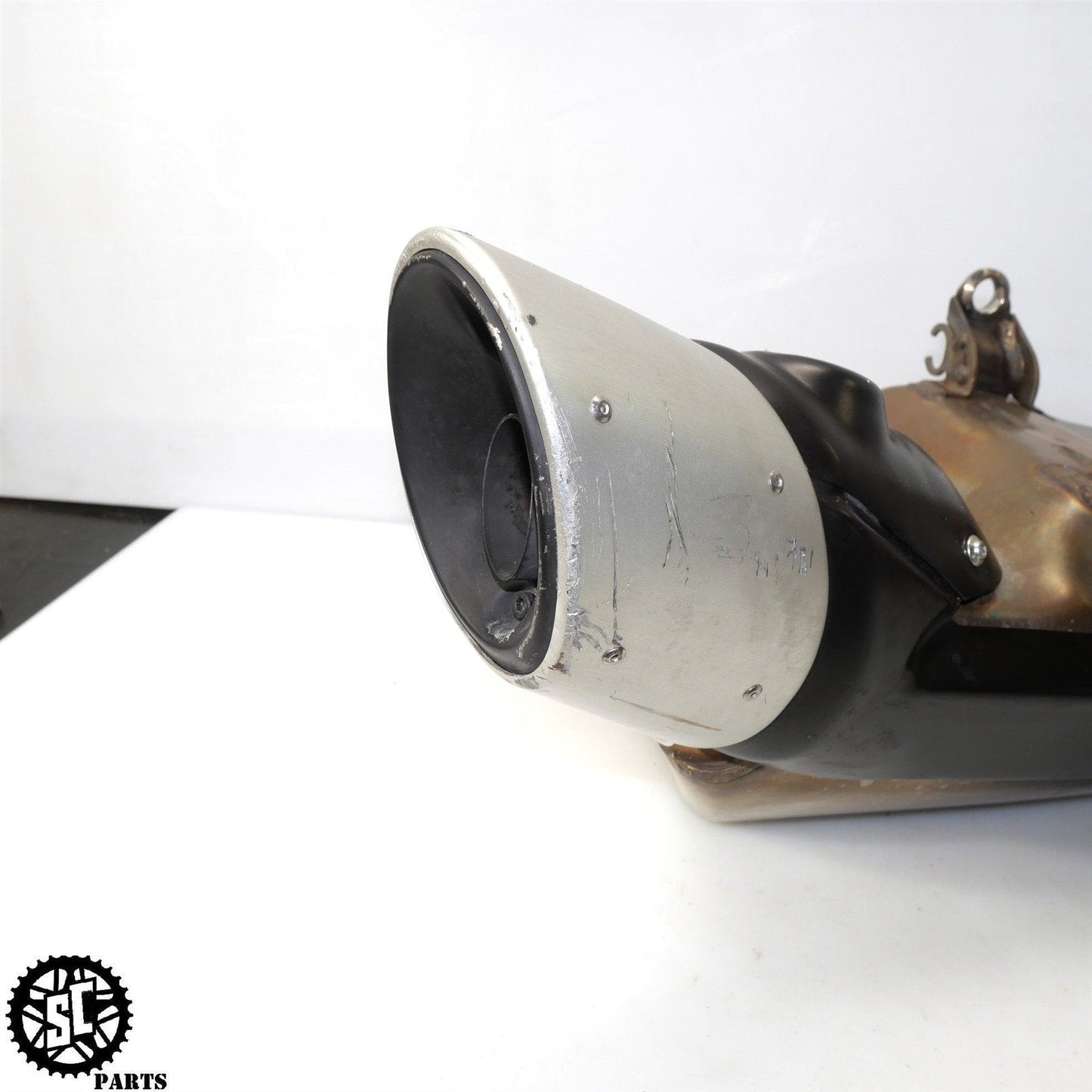 2020-2022 DUCATI PANIGALE V2 SLIP ON EXHAUST MUFFLER PIPE D05