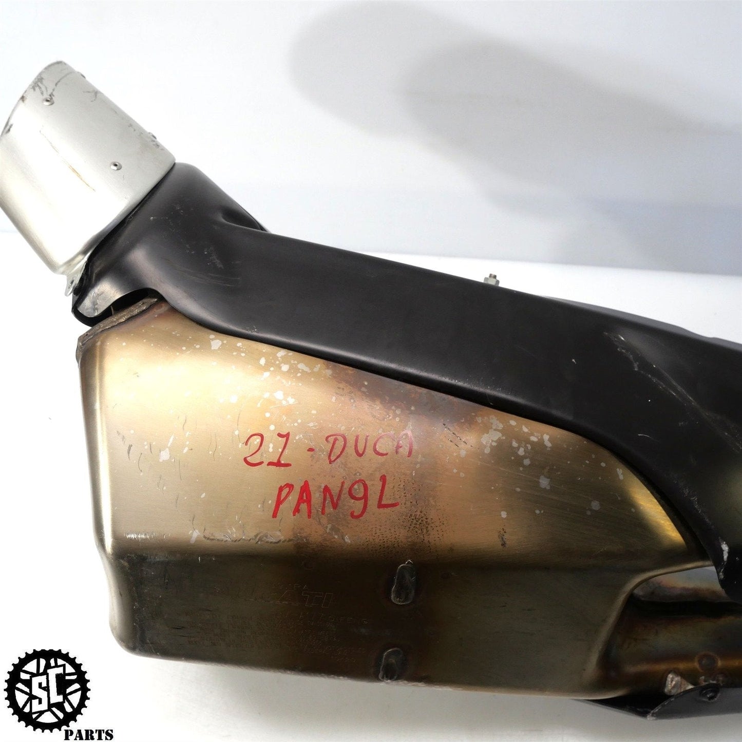 2020-2022 DUCATI PANIGALE V2 SLIP ON EXHAUST MUFFLER PIPE D05