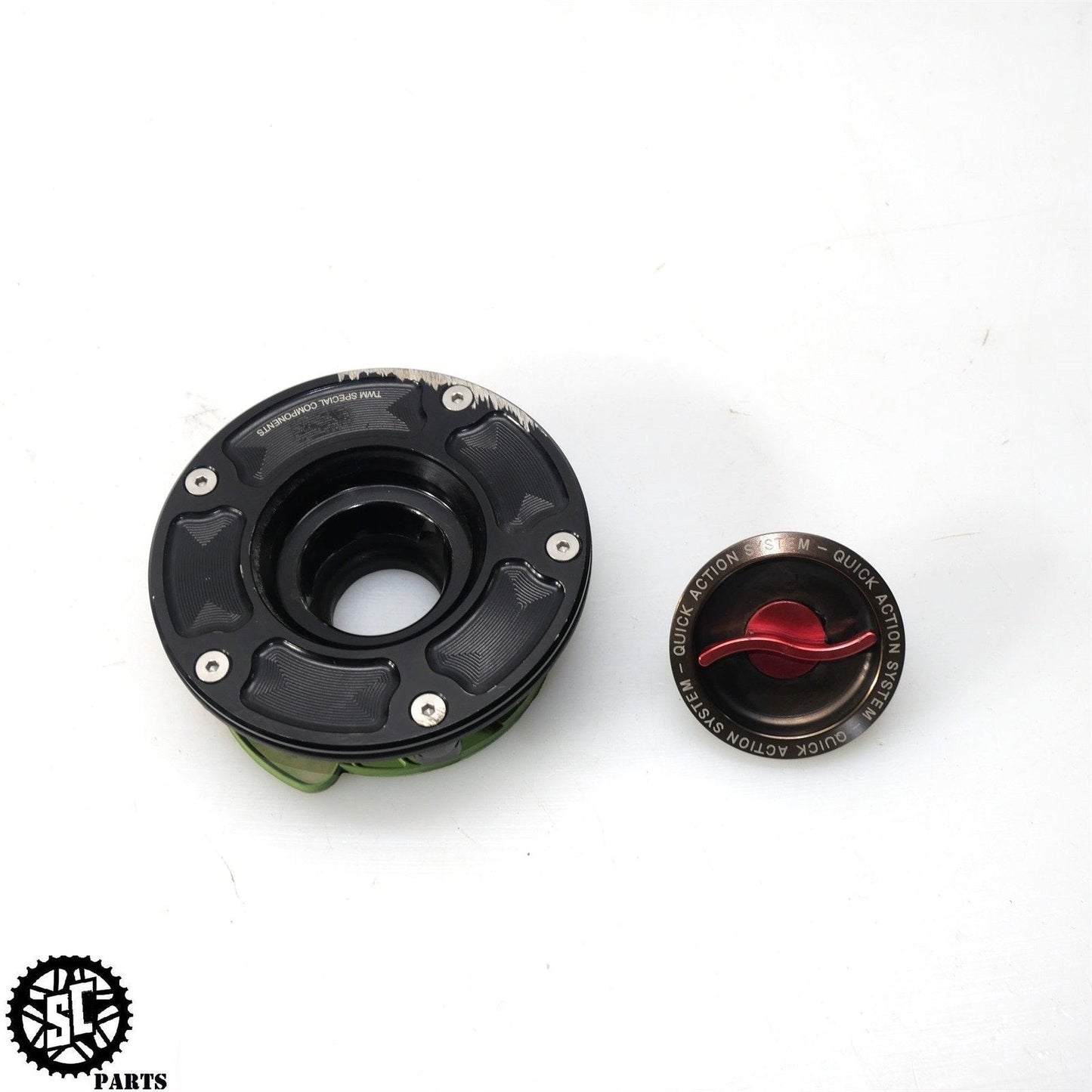 2020-2022 DUCATI PANIGALE V2 GAS TANK QUICK RELEASE KEYLESS D05