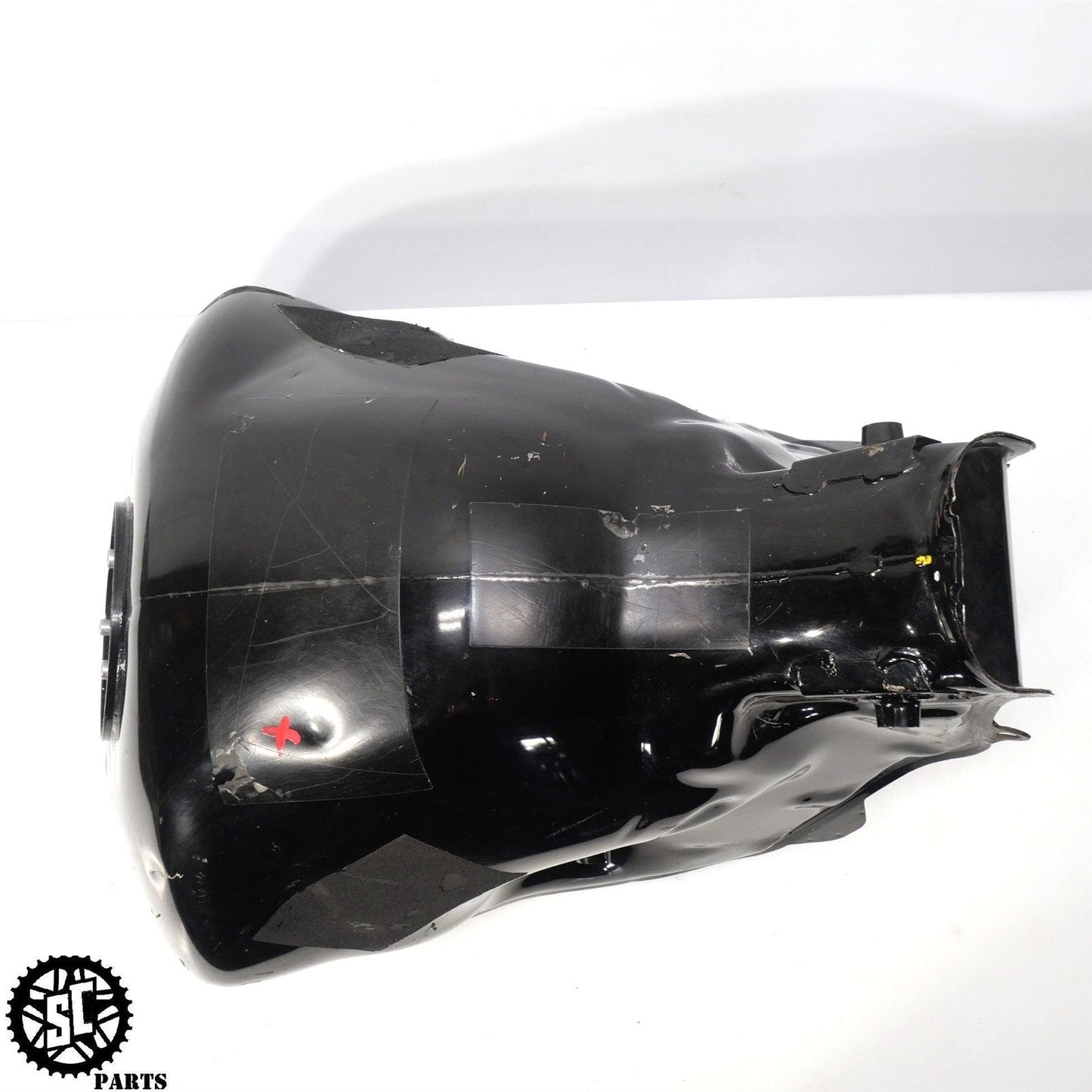 2004 2005 HONDA CBR1000RR GAS TANK H01