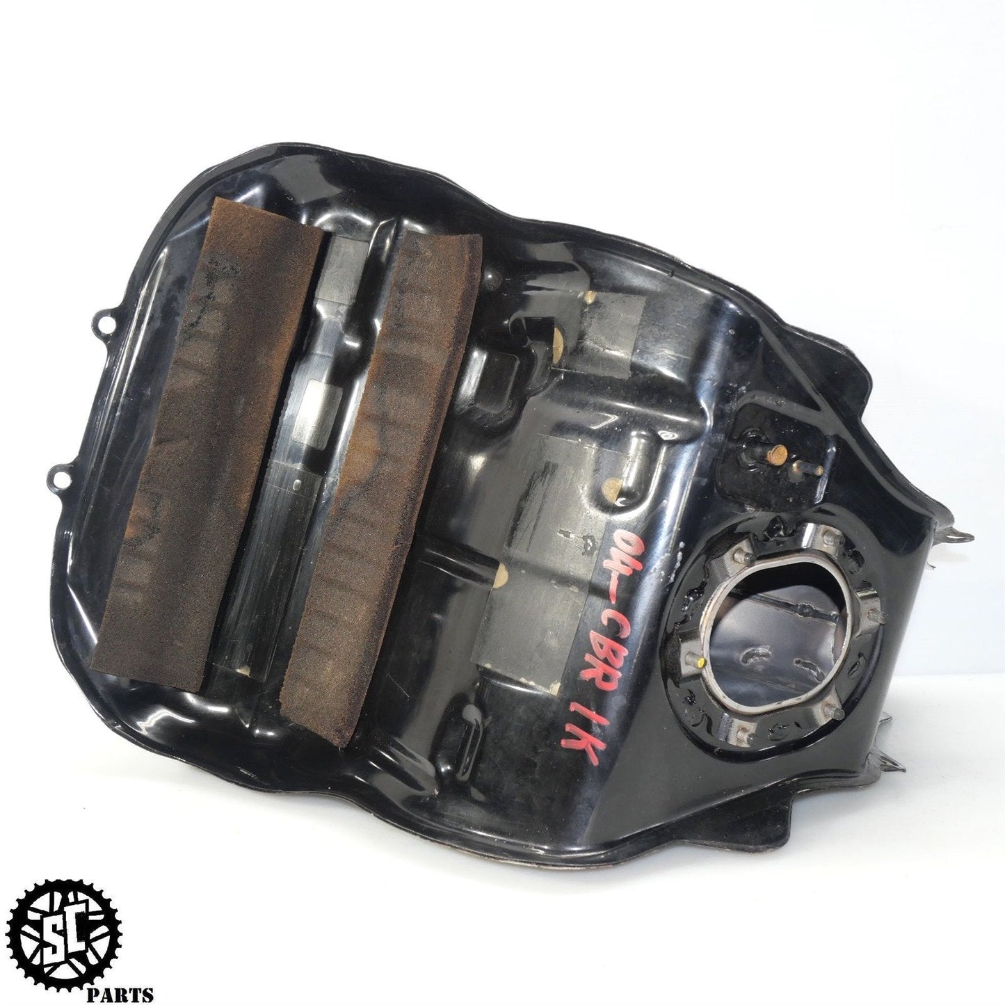 2004 2005 HONDA CBR1000RR GAS TANK H01