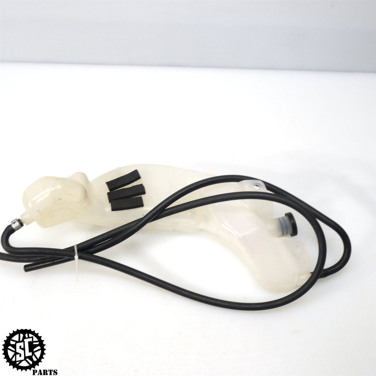 2001-2007 SUZUKI HAYABUSA GSXR1300 RADIATOR COOLANT OVERFLOW RESERVOIR TANK S49