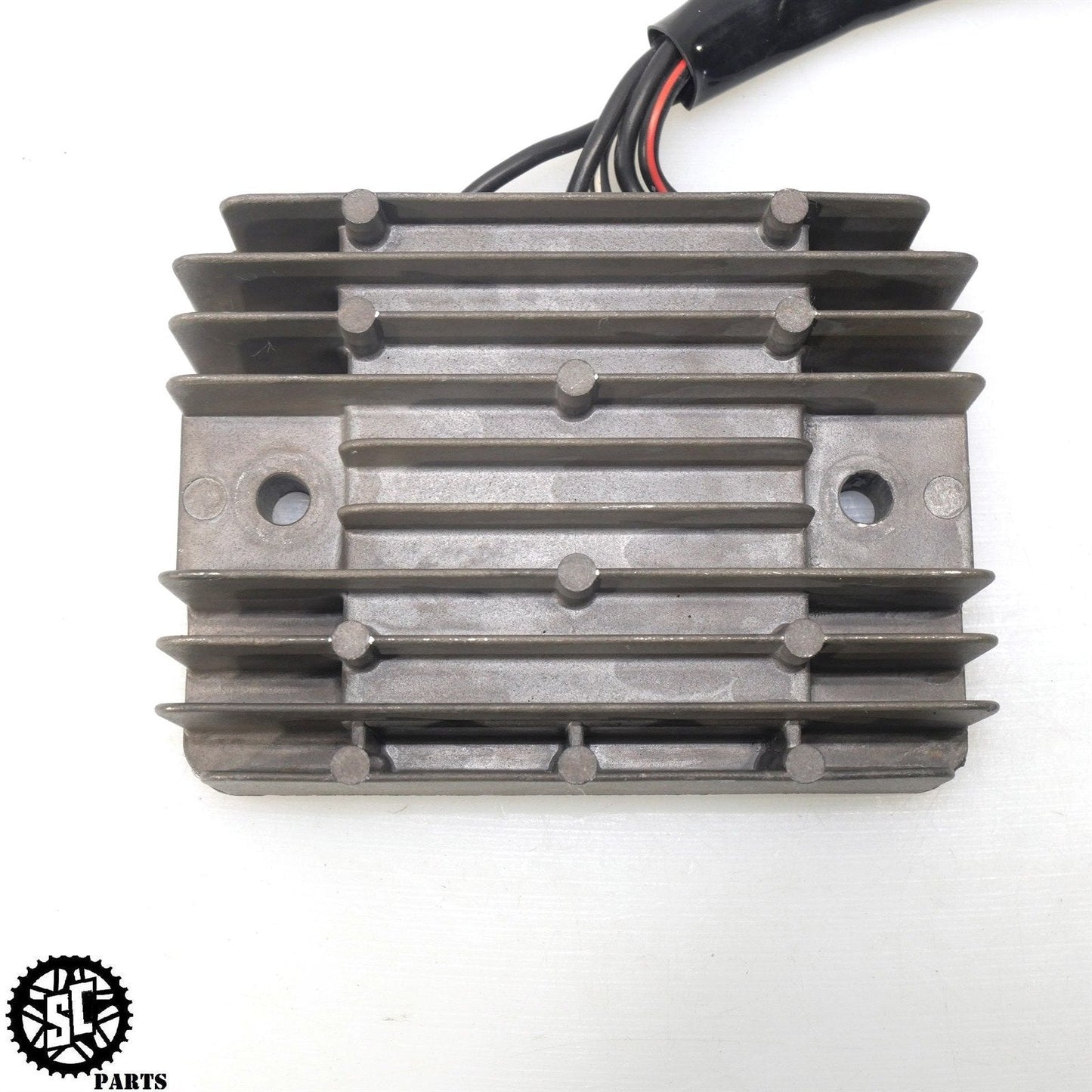 2001-2007 SUZUKI HAYABUSA GSXR1300 OEM RECTIFIER VOLTAGE REGULATOR S49
