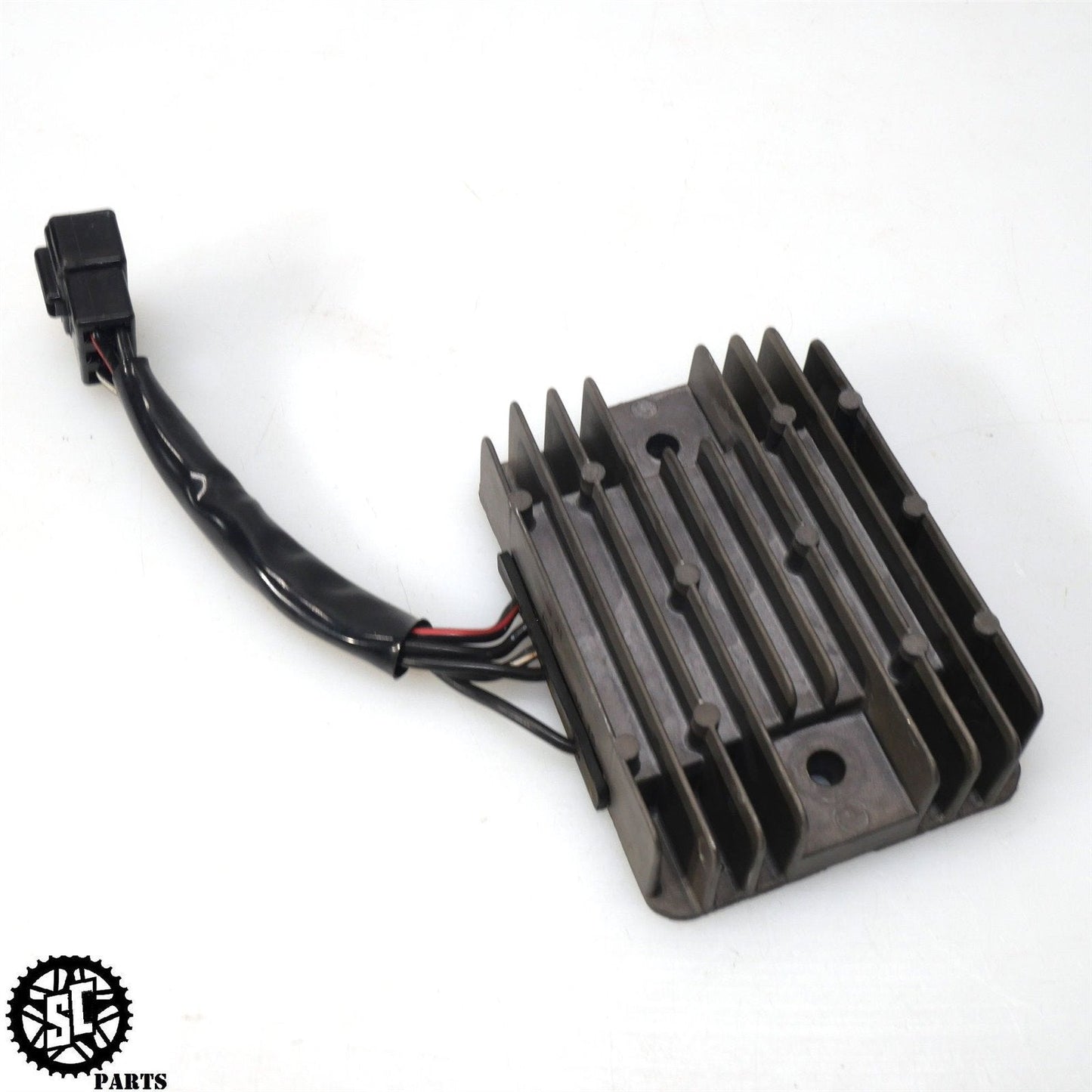 2001-2007 SUZUKI HAYABUSA GSXR1300 OEM RECTIFIER VOLTAGE REGULATOR S49