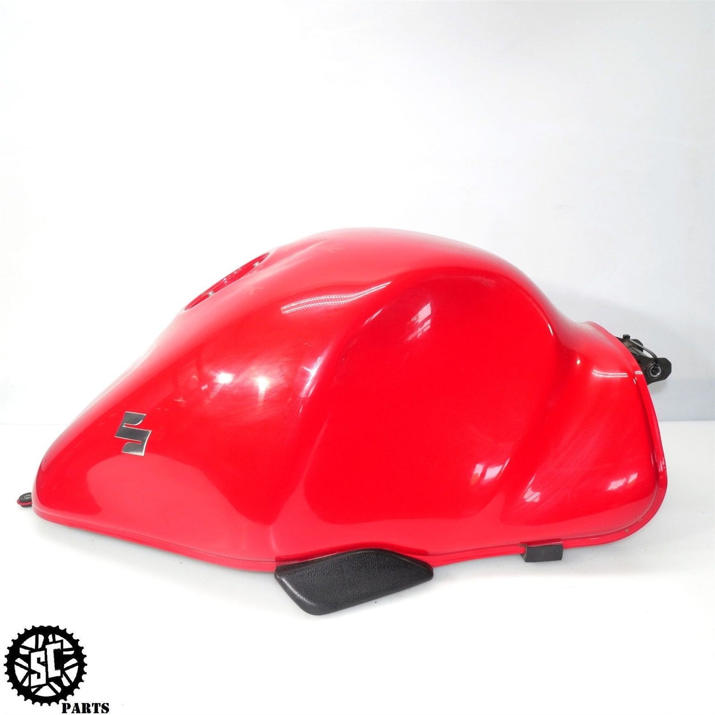 2001-2007 SUZUKI HAYABUSA GSXR1300 GAS TANK S49