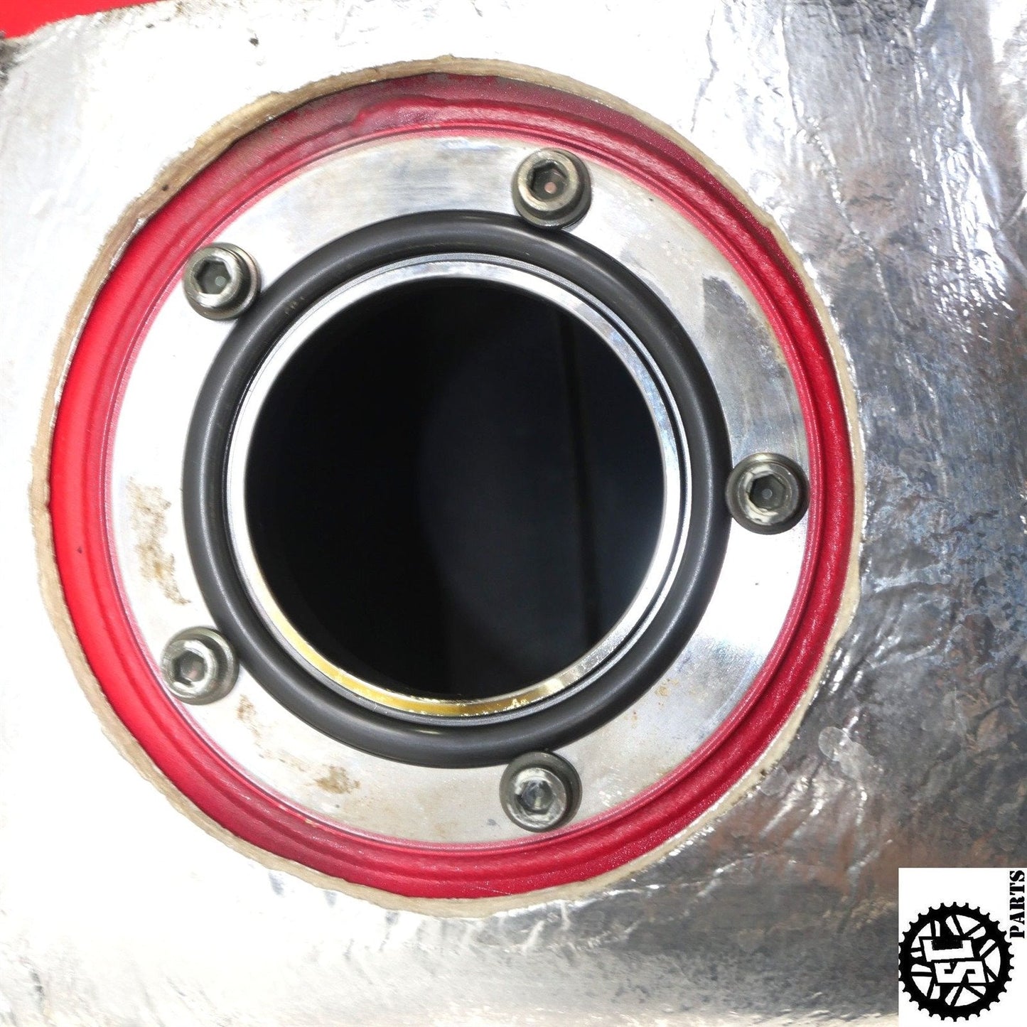 2001-2007 SUZUKI HAYABUSA GSXR1300 GAS TANK S49