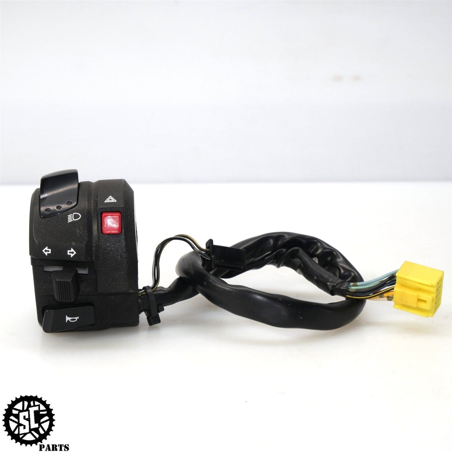 2004 2005 SUZUKI GSXR 600 LEFT CLIP ON HANDLEBAR CONTROL SWITCH S14