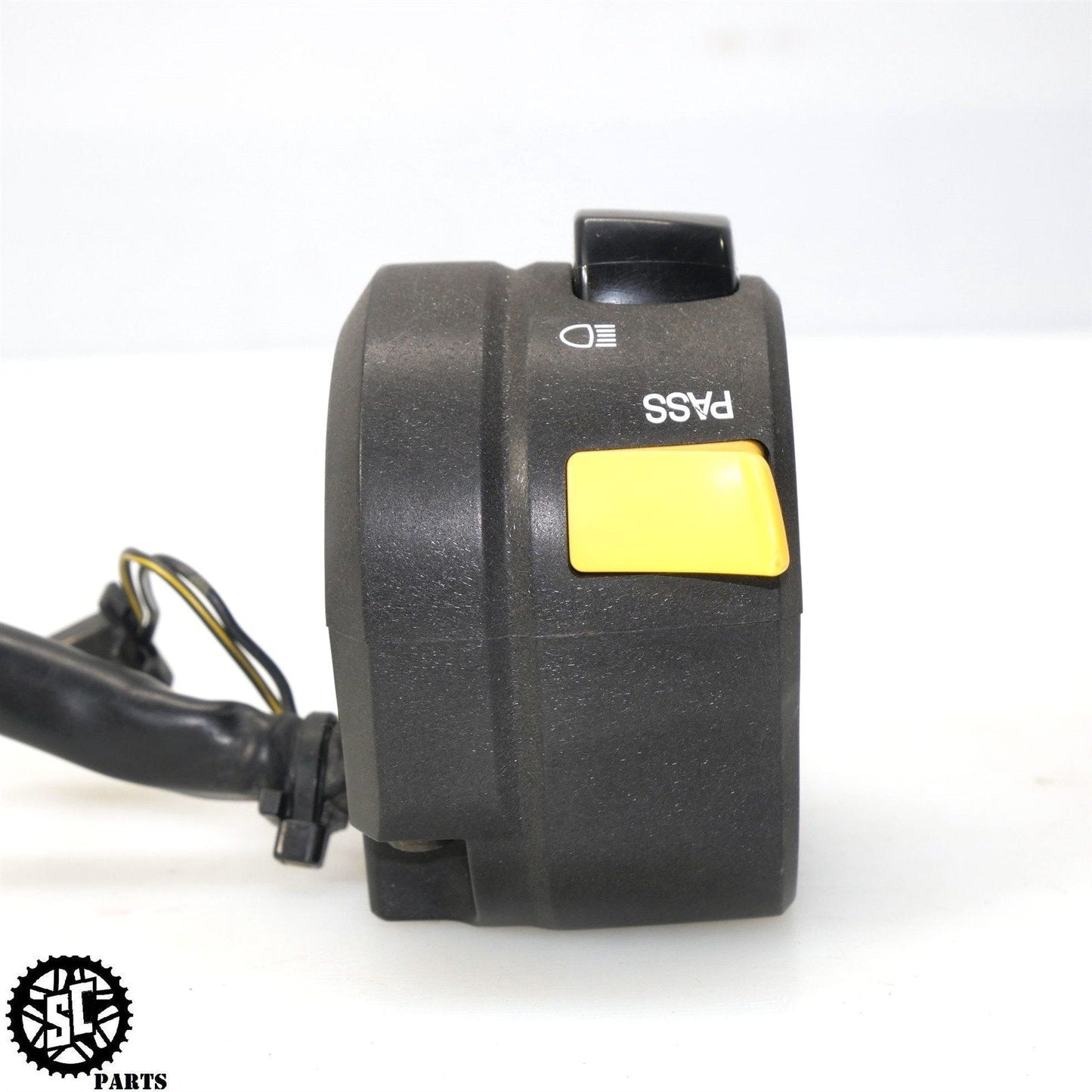 2004 2005 SUZUKI GSXR 600 LEFT CLIP ON HANDLEBAR CONTROL SWITCH S14