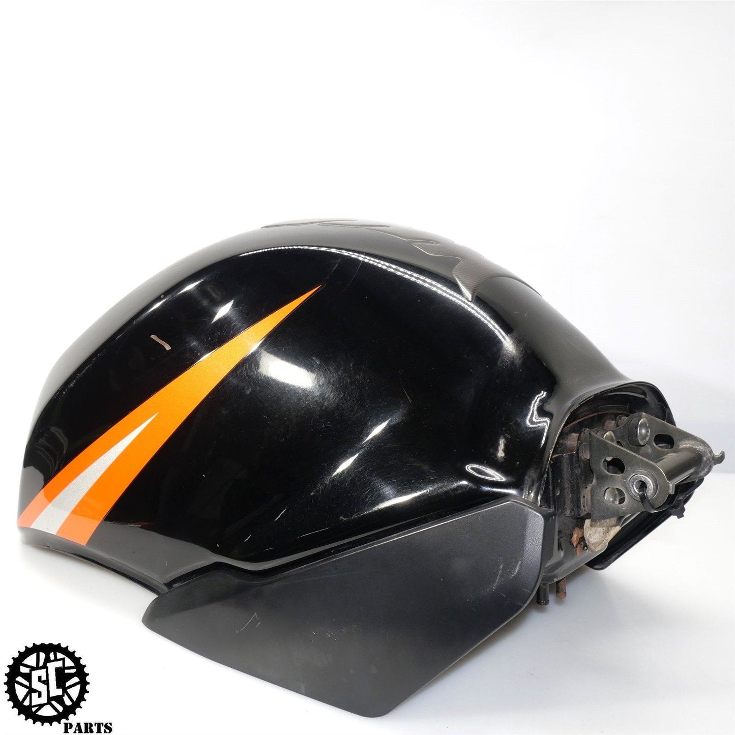 2004 2005 SUZUKI GSXR 600 GAS TANK S14