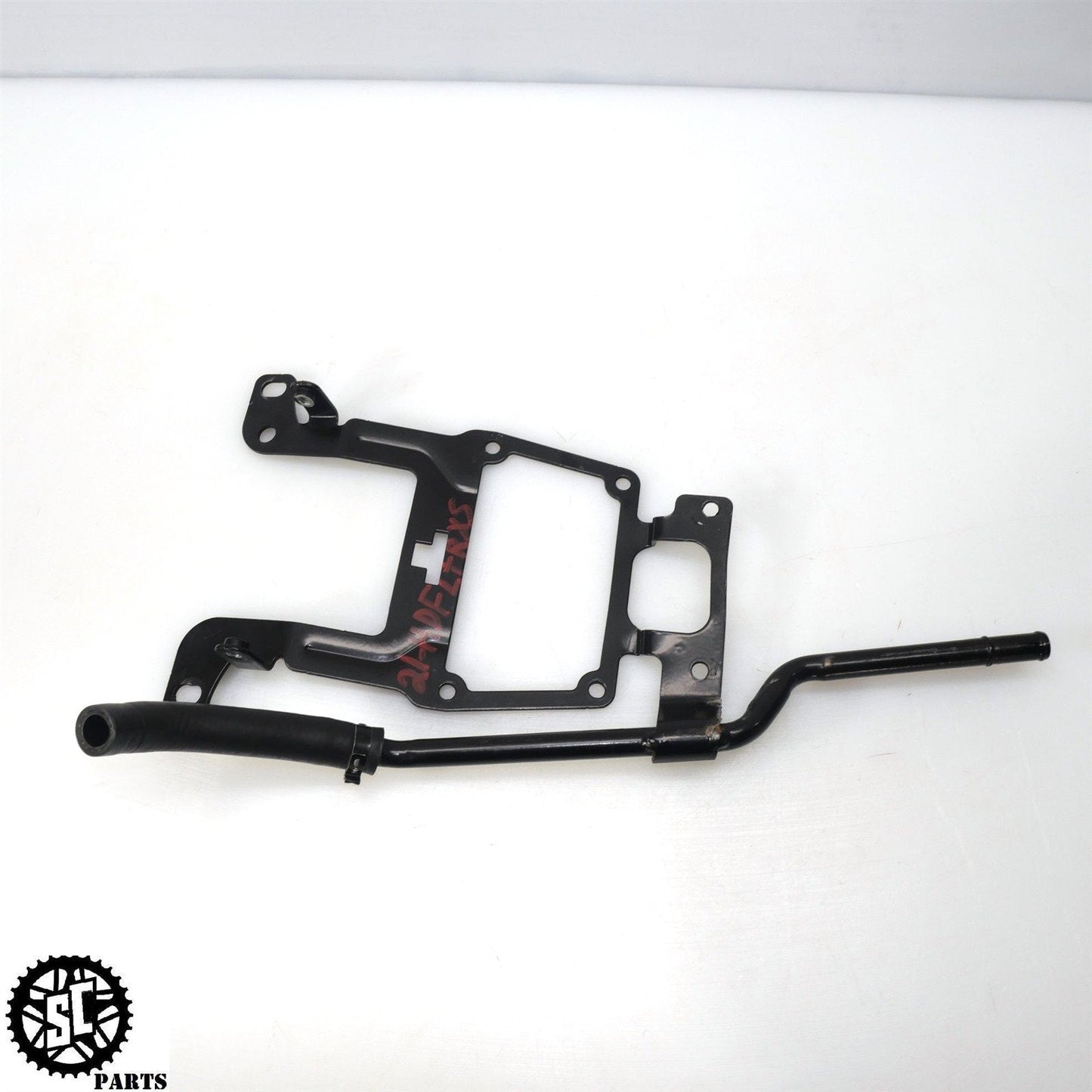 2017-2022 HARLEY-DAVIDSON ROAD GLIDE RECTIFIER BRACKET OIL COOLER LINE HD30