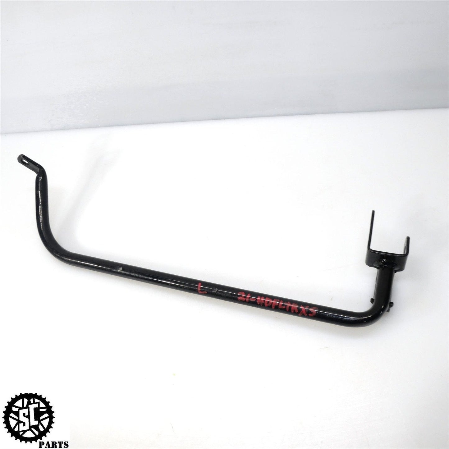 2017-2022 HARLEY-DAVIDSON ROAD GLIDE LEFT SADDLEBAG SUPPORT BRACKET BLACK HD30