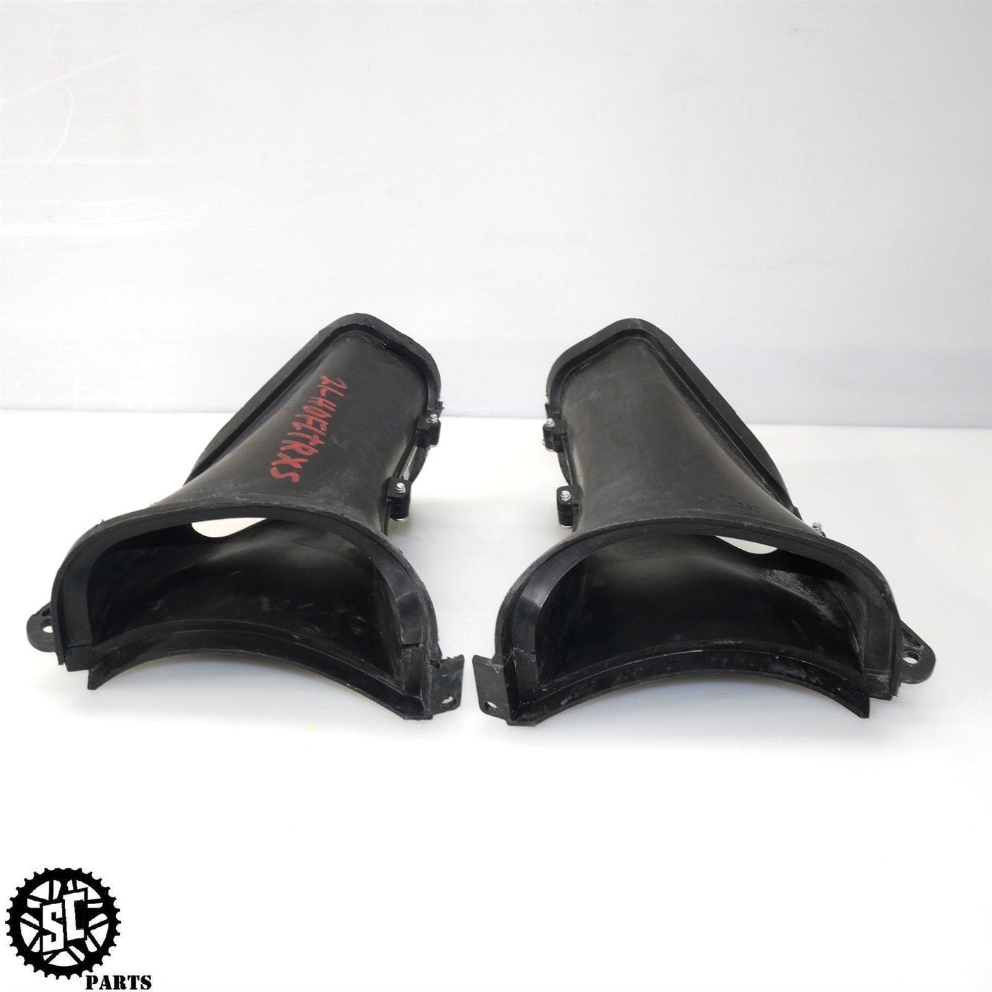 2017-2022 HARLEY-DAVIDSON ROAD GLIDE LEFT RIGHT AIR VENT DUCT TUBE HD30