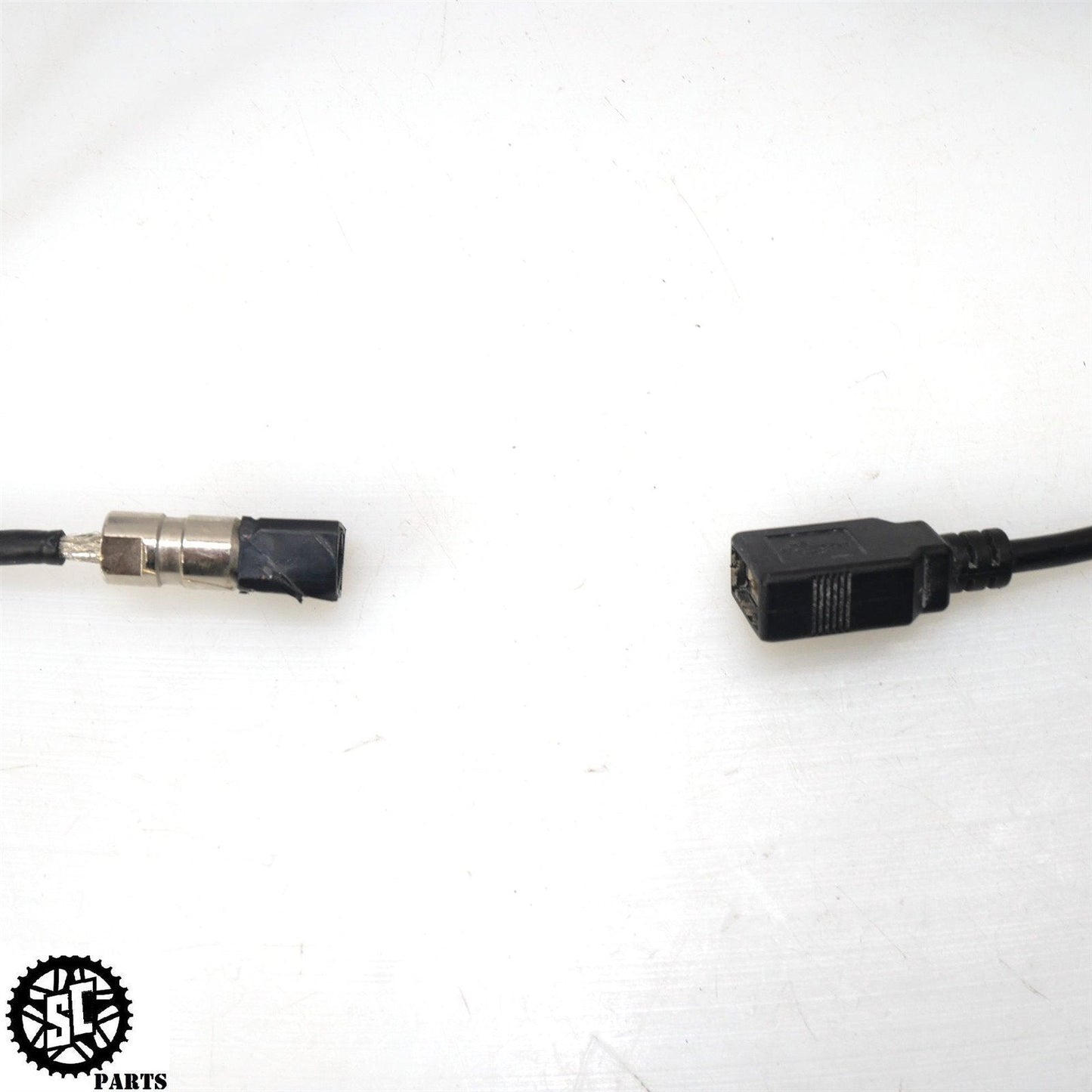 2017-2022 HARLEY-DAVIDSON ROAD GLIDE USB MEDIA CABLE BOOM GTS HD30