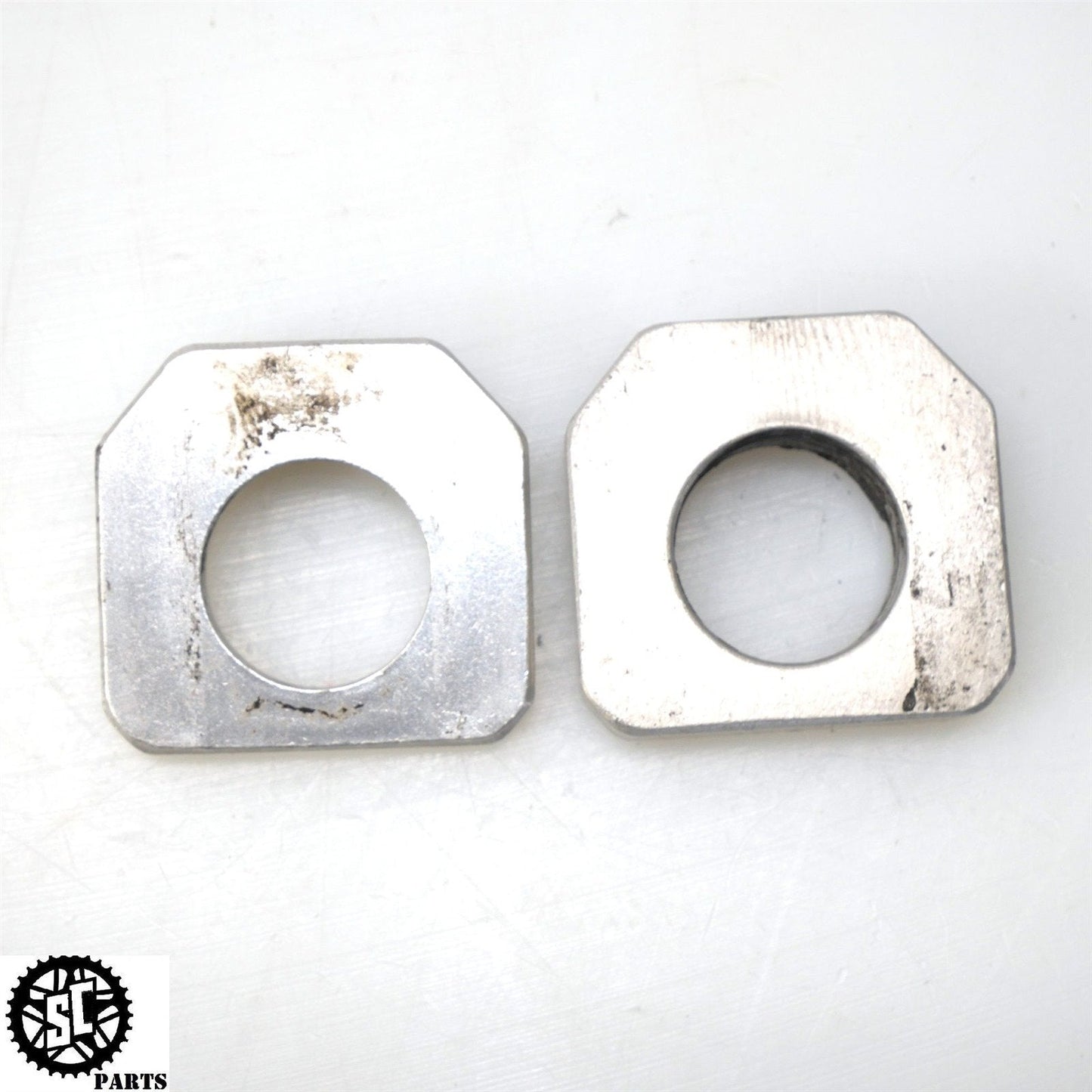 2008 2009 SUZUKI GSXR 600 750 SWINGARM AXLE BLOCKS CHAIN ADJUSTER TENSIONER S23