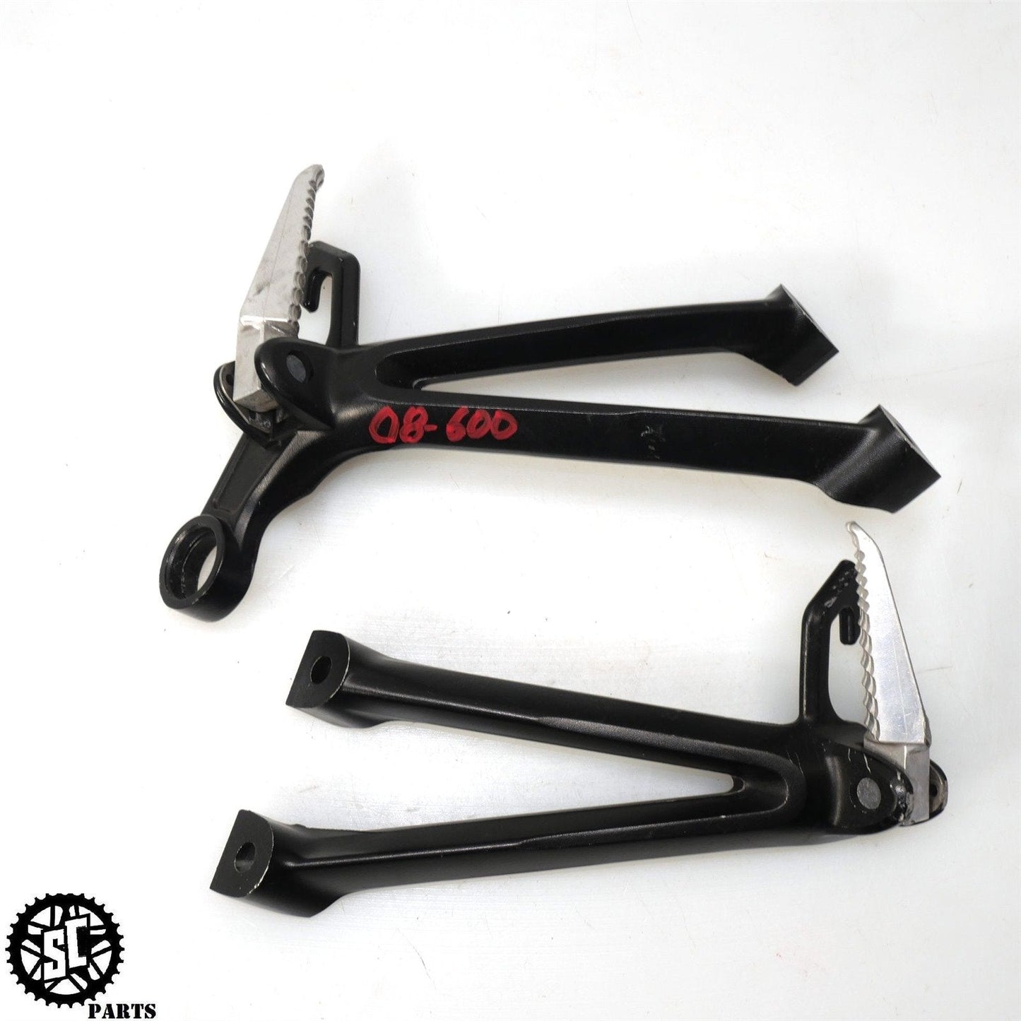 2008 2009 SUZUKI GSXR 600 750 REAR BACK PASSENGER FOOT PEG BRACKET S23