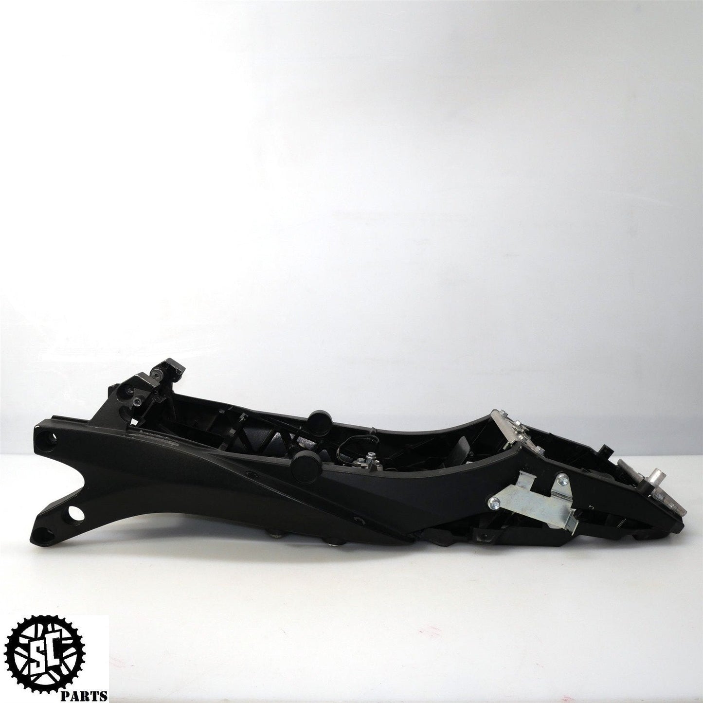 2008 2009 SUZUKI GSXR 600 750 SUBFRAME TAIL BATTERY TRAY S23