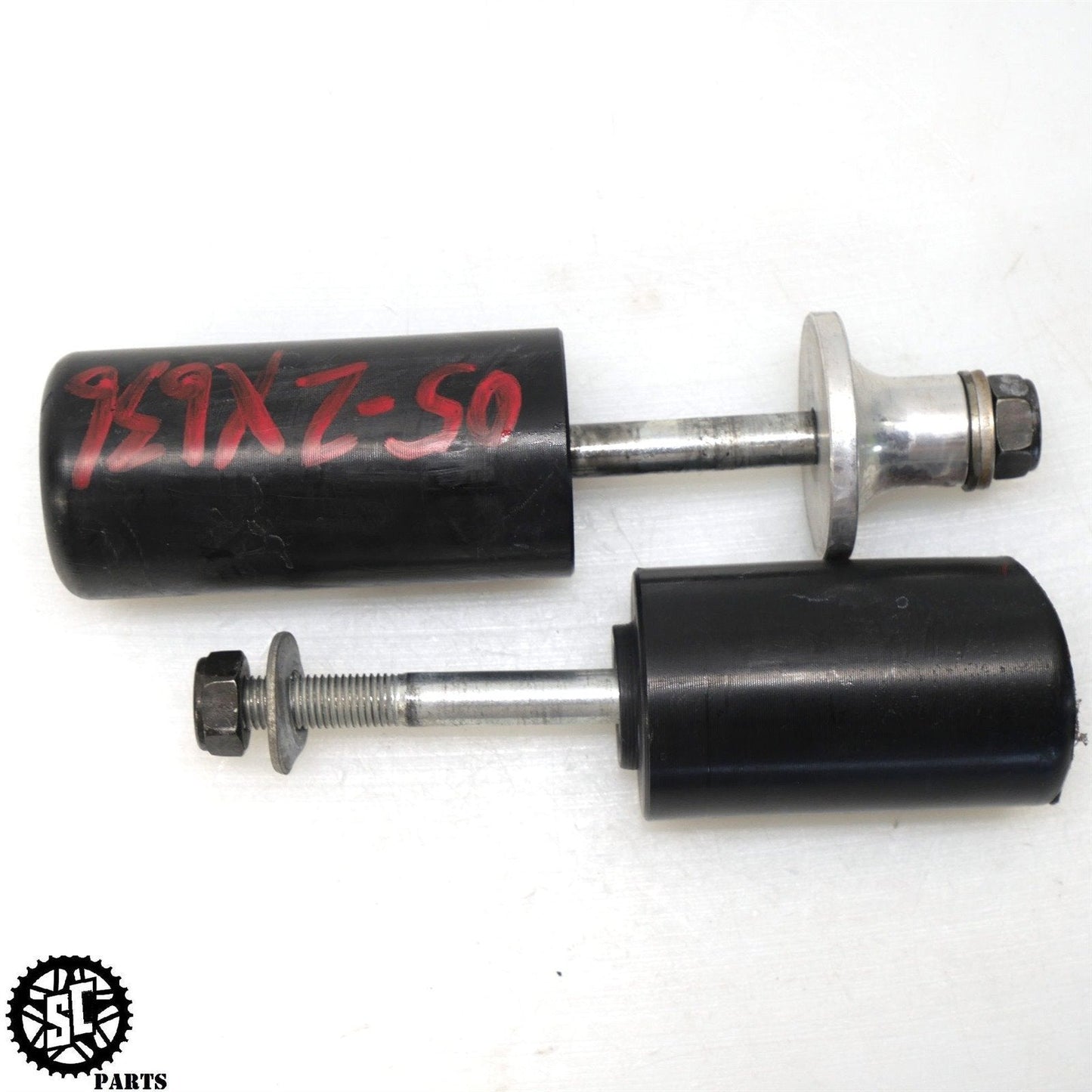 2005 2006 KAWASAKI NINJA ZX6R 636 FRAME SLIDERS K44
