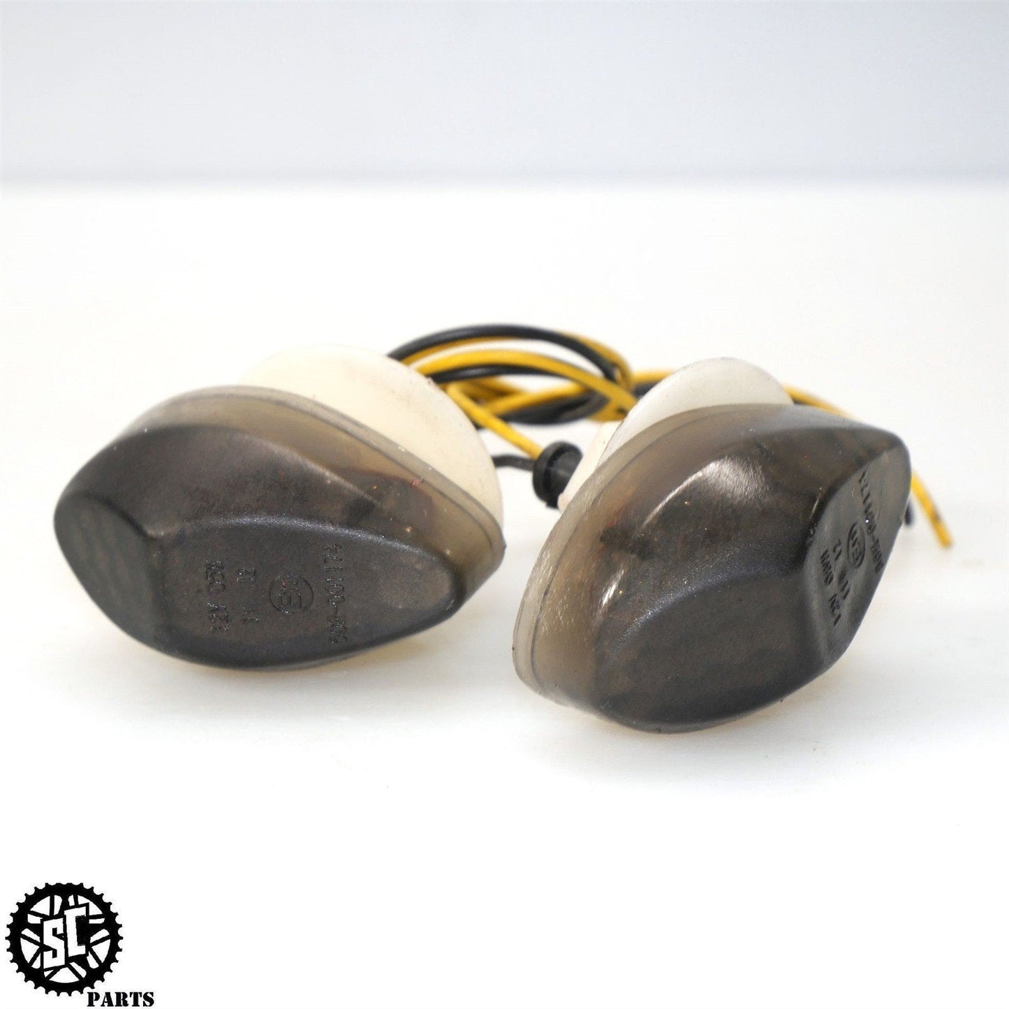 2006 2007 HONDA CBR1000RR FLUSH MOUNT FRONT TURN SIGNAL BLINKERS H08