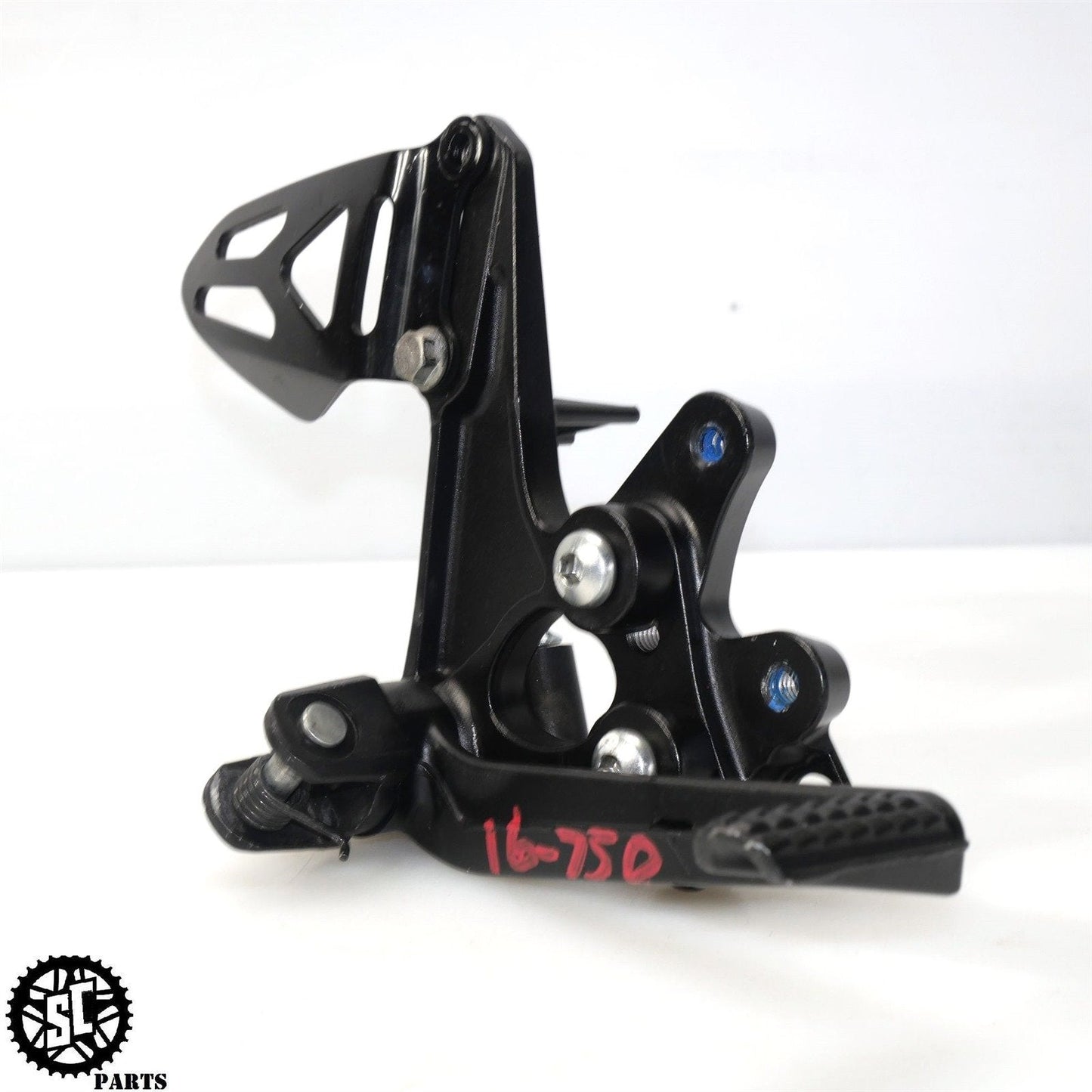 2011-2021 SUZUKI GSXR 600 750 FRONT RIGHT REARSET FOOT PEG BRAKE PEDAL S12