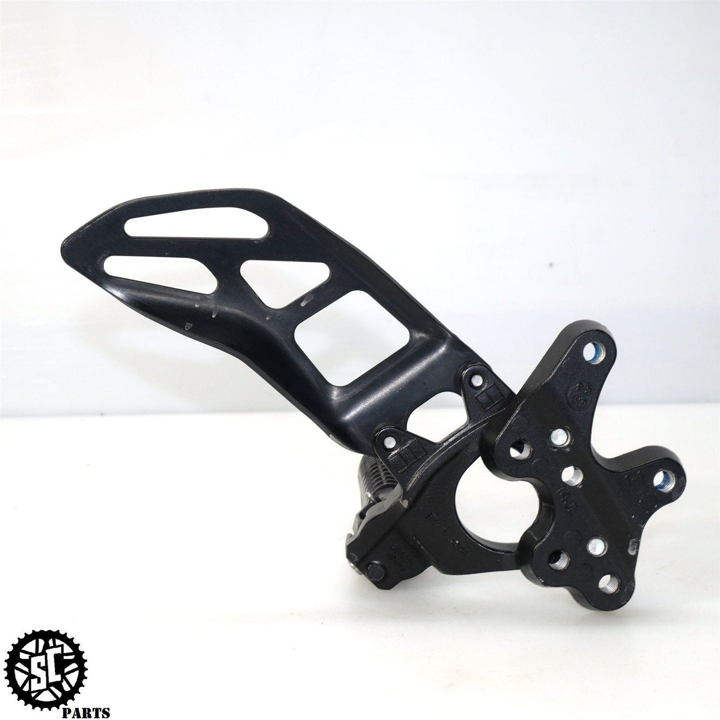 2011-2021 SUZUKI GSXR 600 750 LEFT REARSET FOOT PEG BRACKET S12